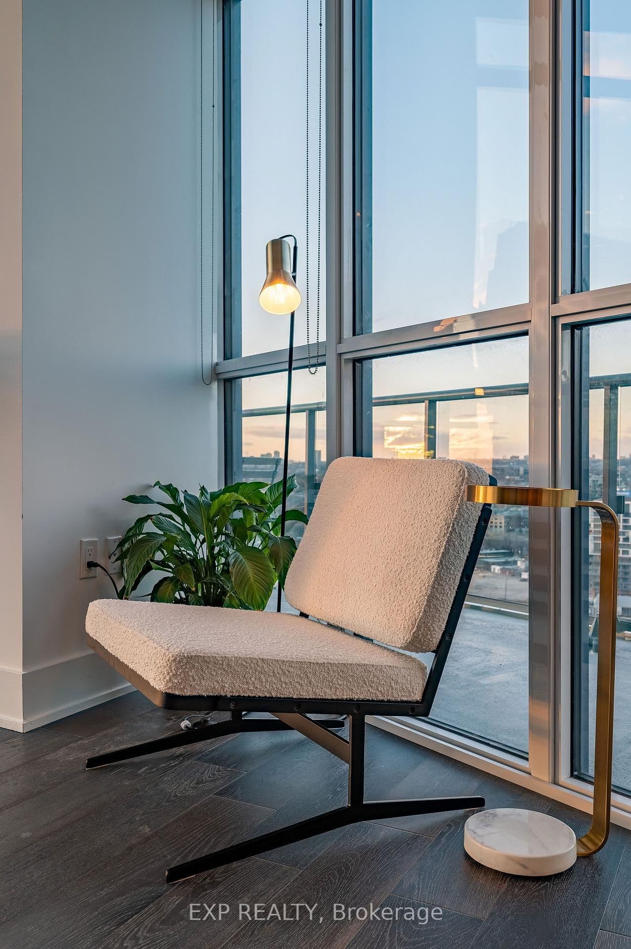 38 Iannuzzi Street, Unit PH03 thumbnail 12