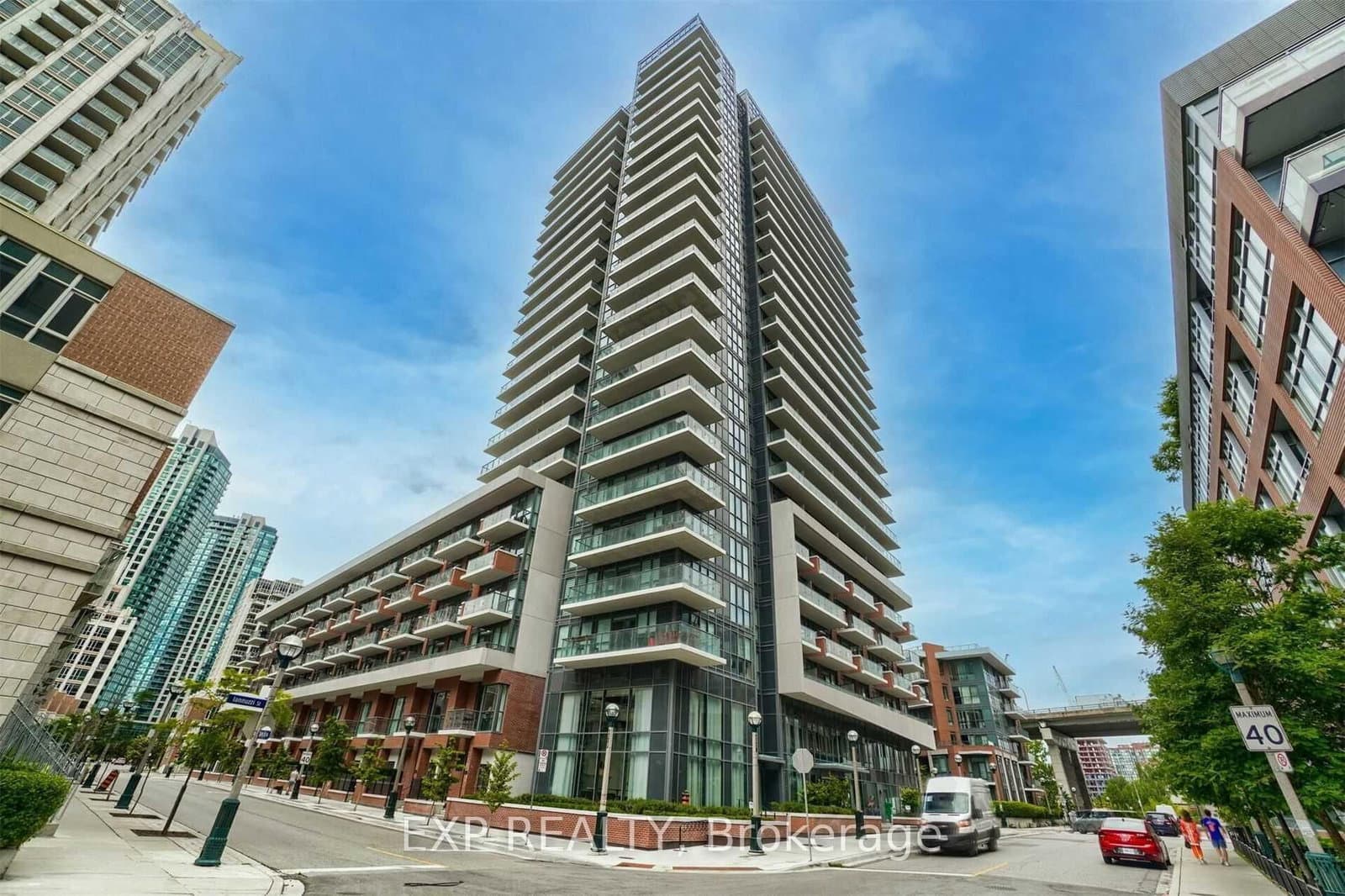 38 Iannuzzi Street, Unit PH03 thumbnail 2