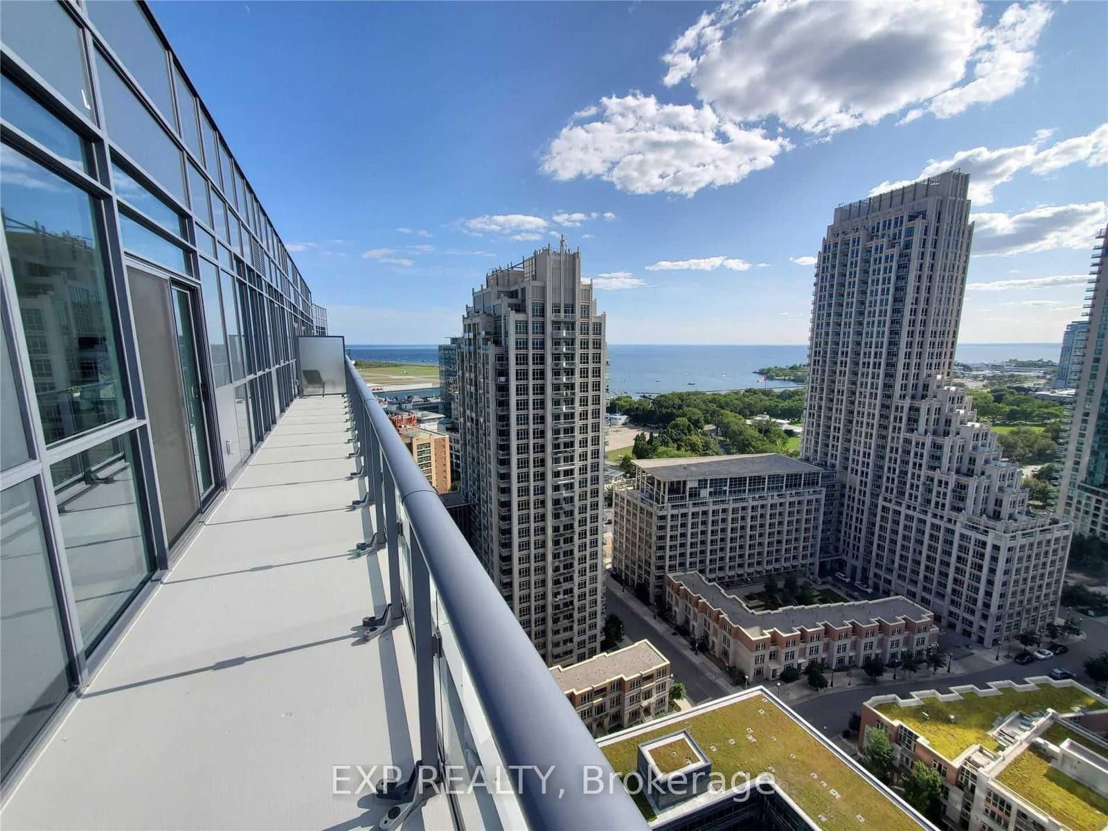 38 Iannuzzi Street, Unit PH03 thumbnail 26