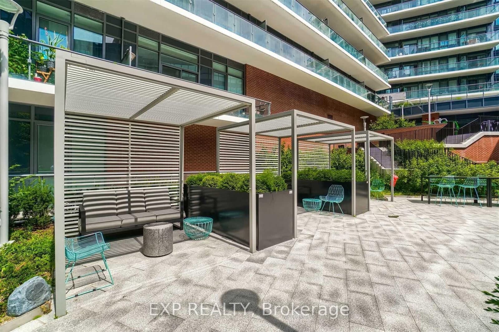 38 Iannuzzi Street, Unit PH03 thumbnail 35