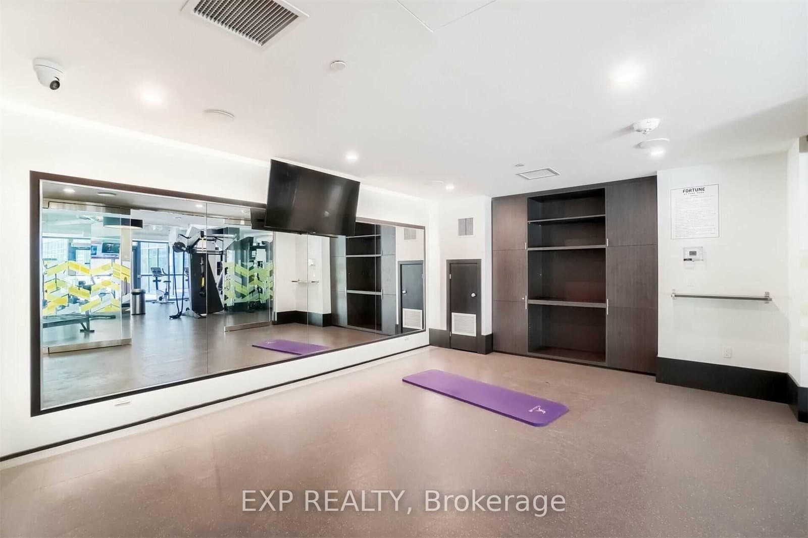 38 Iannuzzi Street, Unit PH03 thumbnail 39