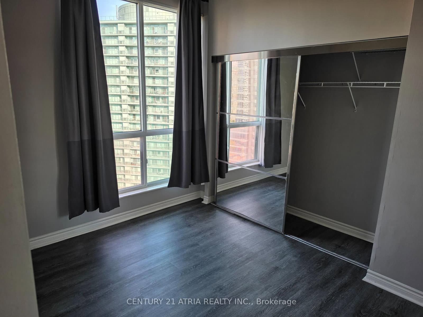 7 Lorraine Drive, Unit 2502 thumbnail 5