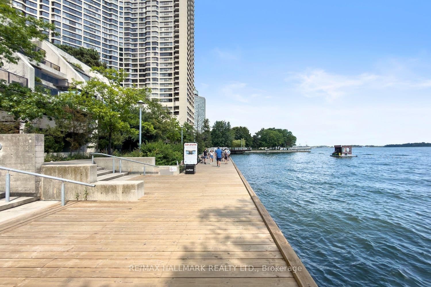 77 Harbour Square, Unit 504 thumbnail 3