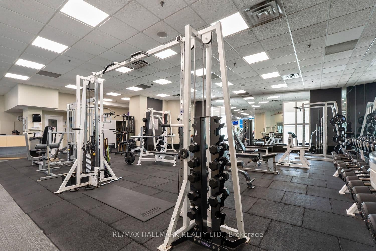 77 Harbour Square, Unit 504 thumbnail 9