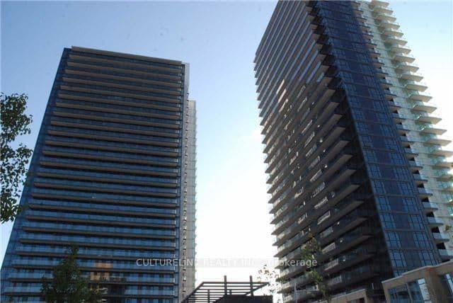 33 Singer Court, Unit TH11 - Image 1