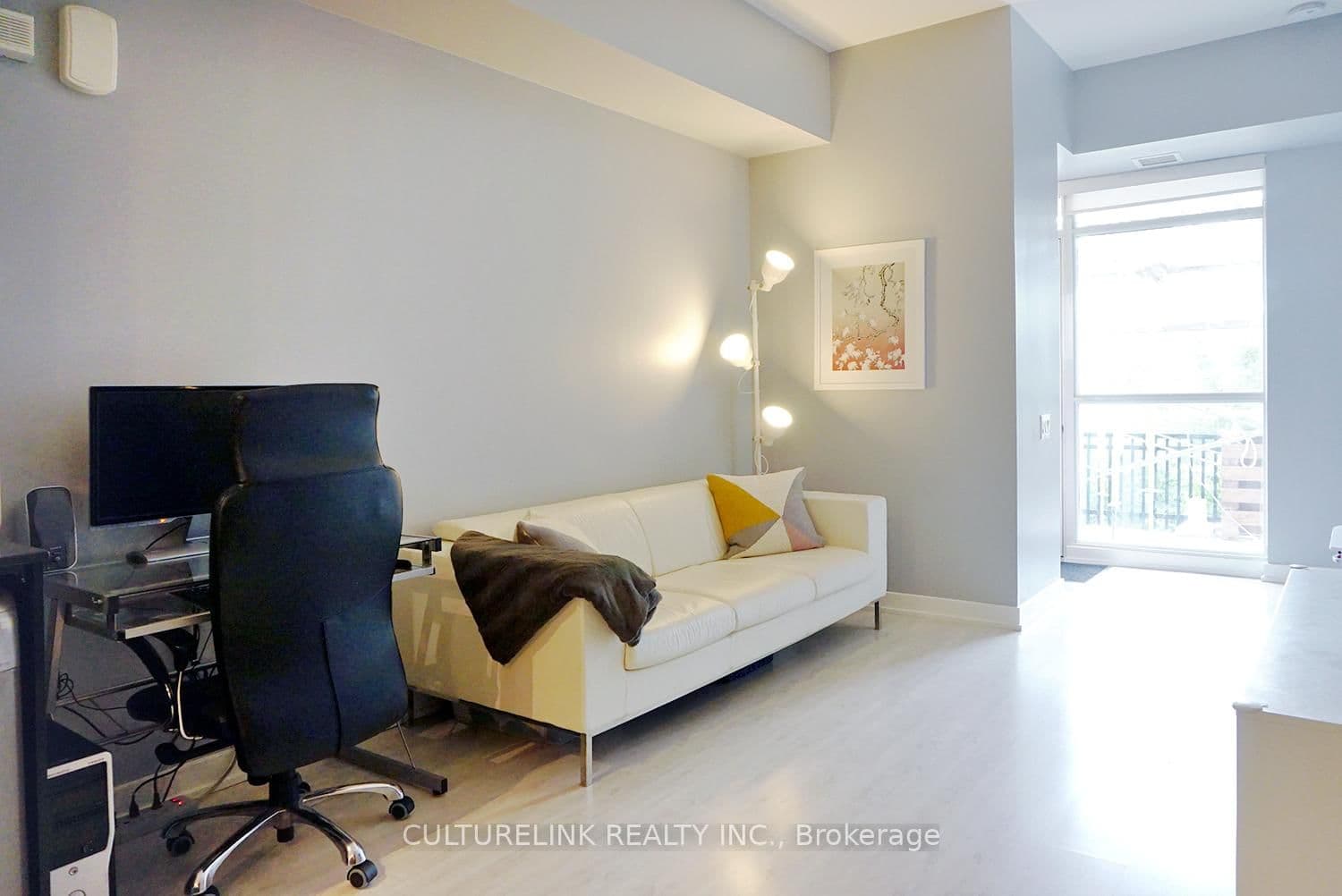 33 Singer Court, Unit TH11 thumbnail 4