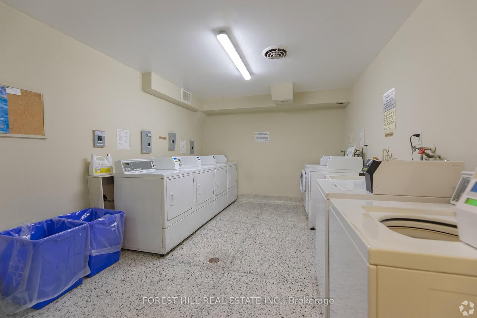 32 Clayland Drive, Unit 512 thumbnail 17