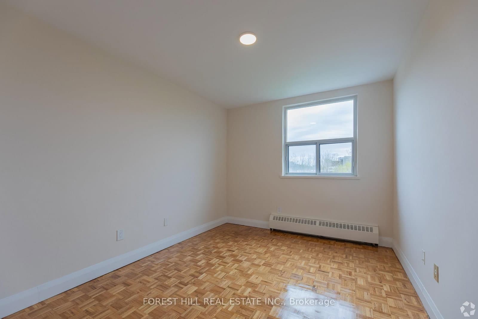 32 Clayland Drive, Unit 512 thumbnail 9