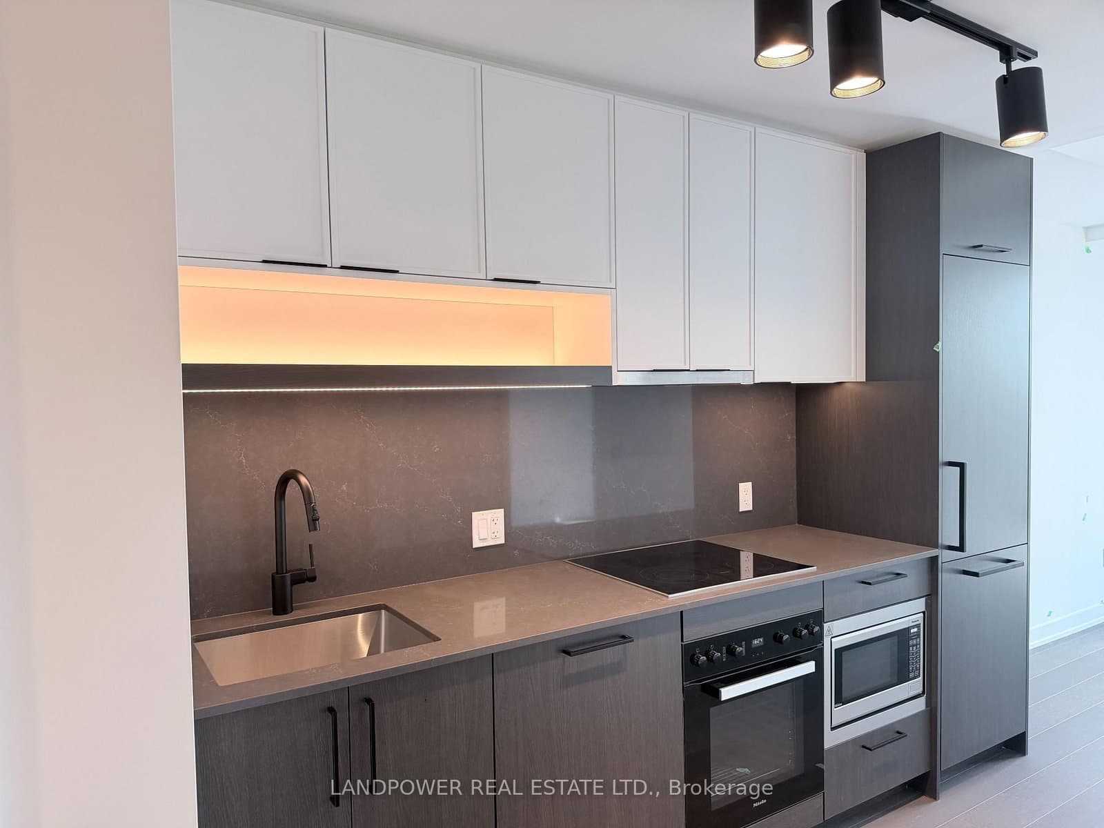 91 Montclair Avenue, Unit 1108 thumbnail 11