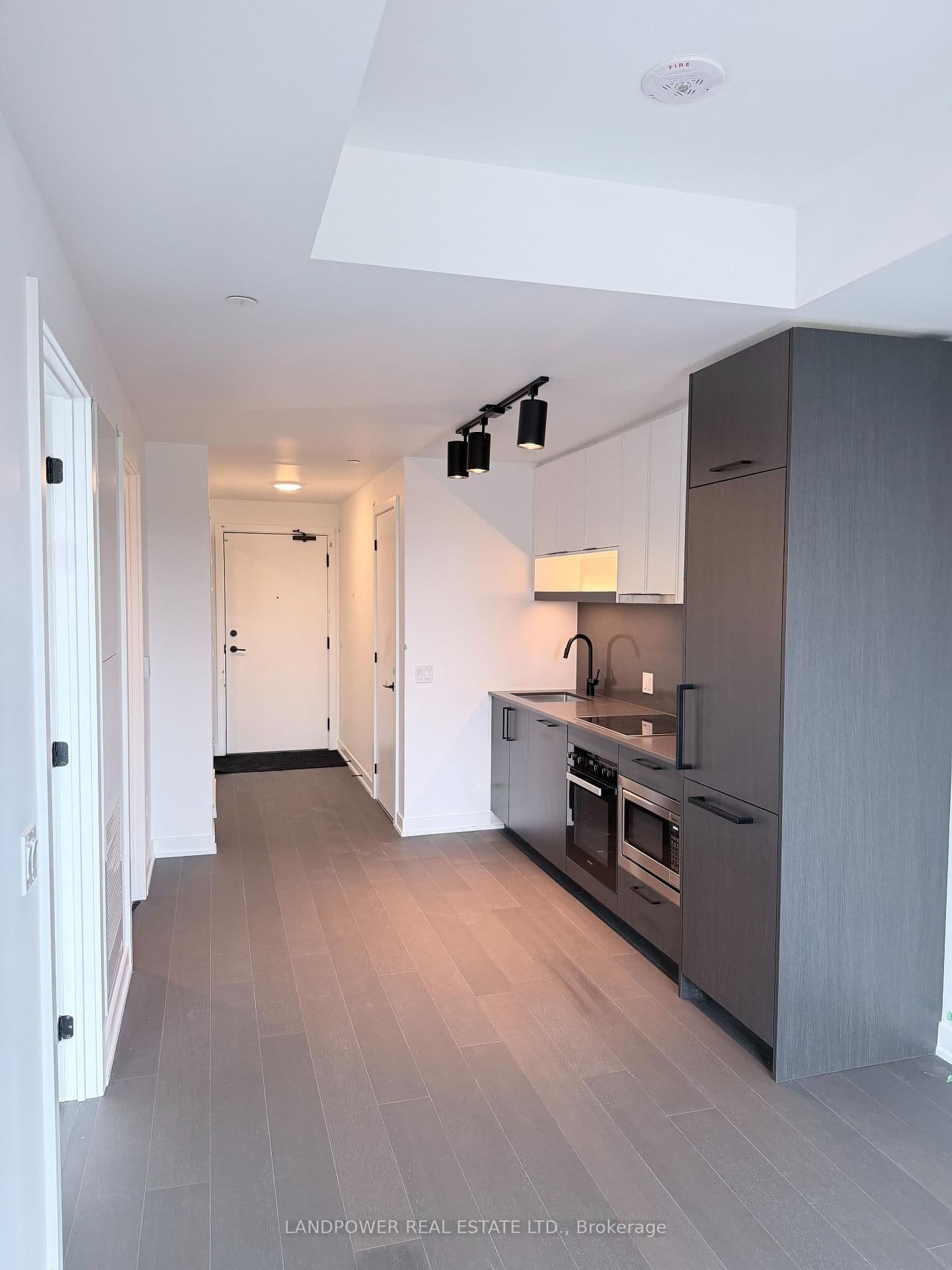 91 Montclair Avenue, Unit 1108 thumbnail 12