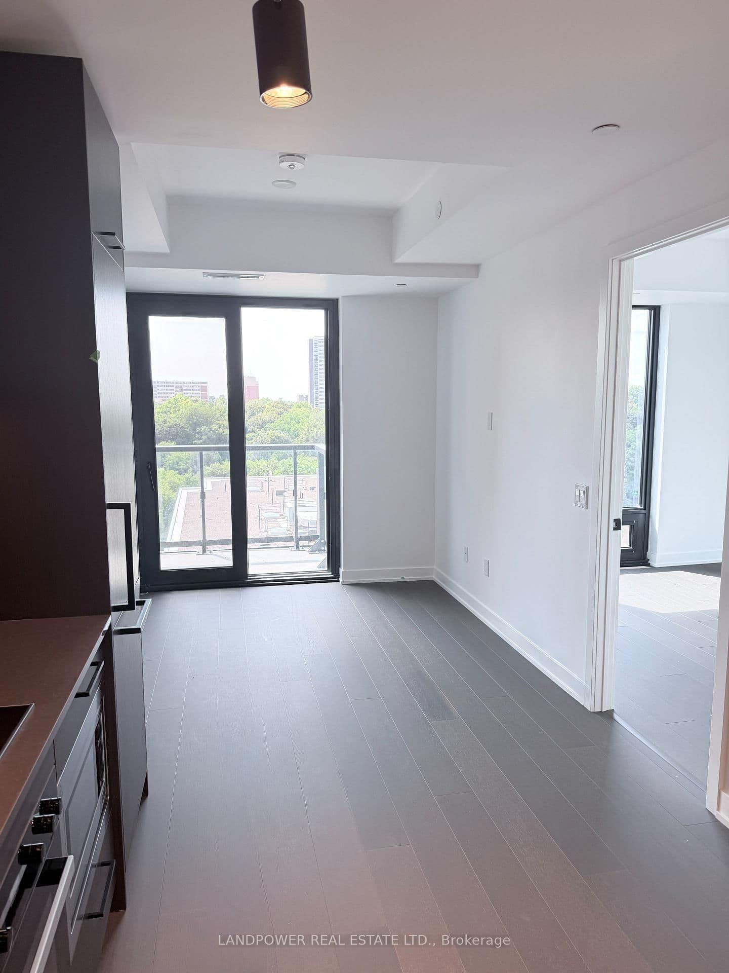 91 Montclair Avenue, Unit 1108 thumbnail 14
