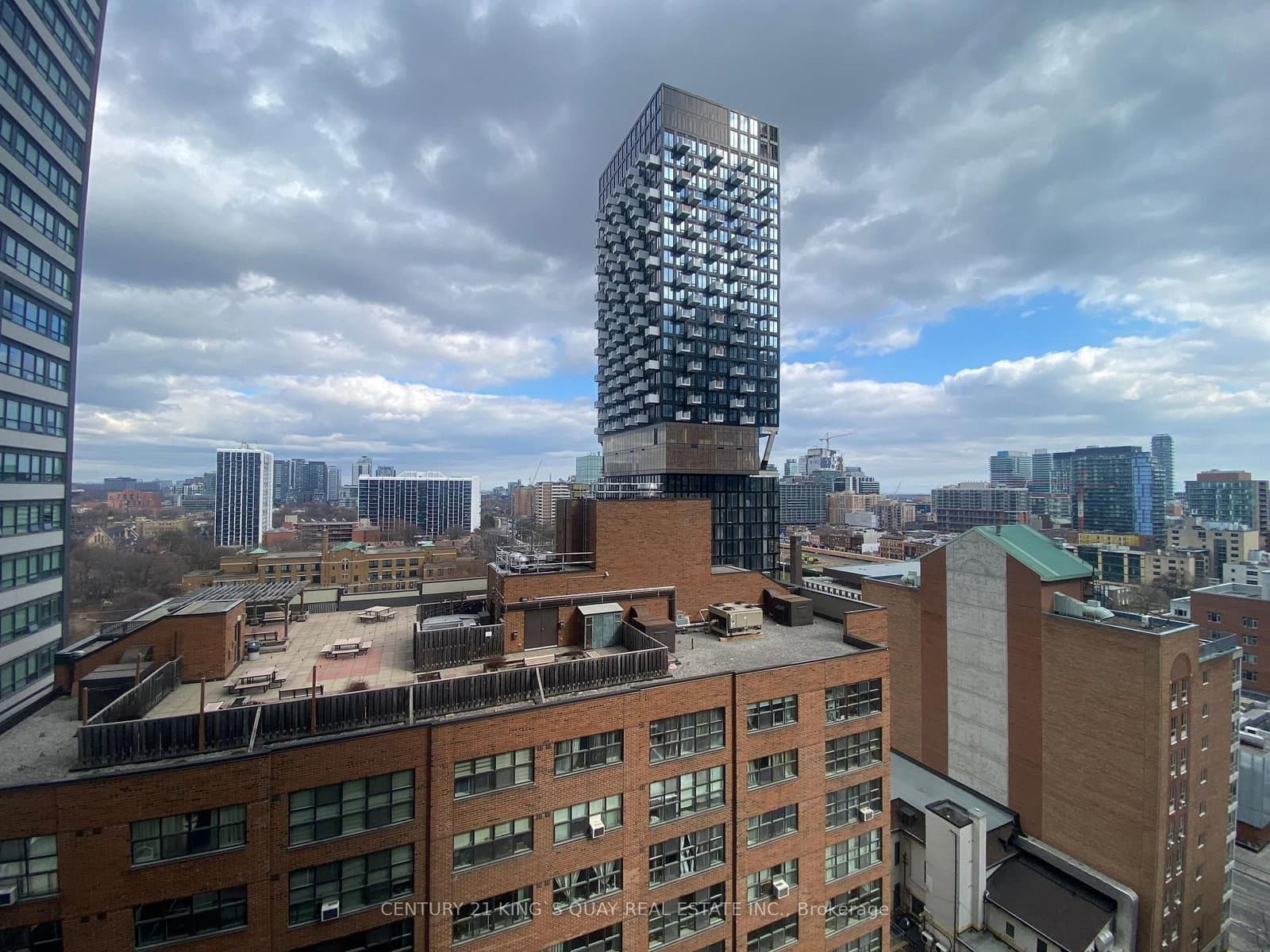 65 Mutual Street, Unit 1309 thumbnail 17