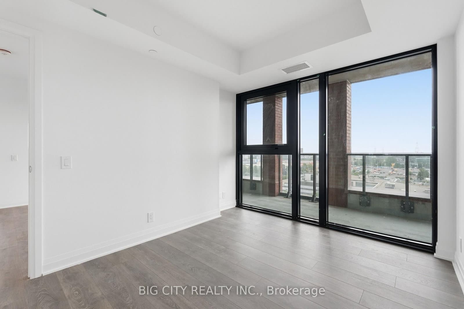 25 Frederick Todd Way, Unit 710 thumbnail 11
