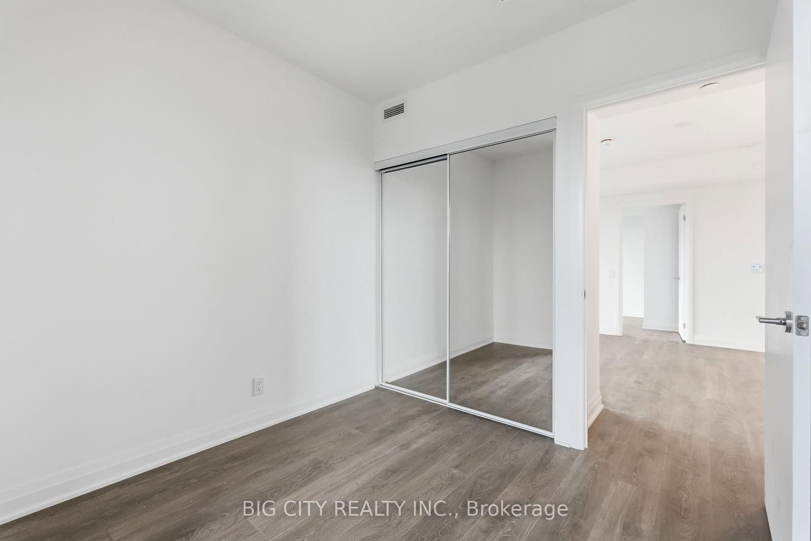 25 Frederick Todd Way, Unit 710 thumbnail 16