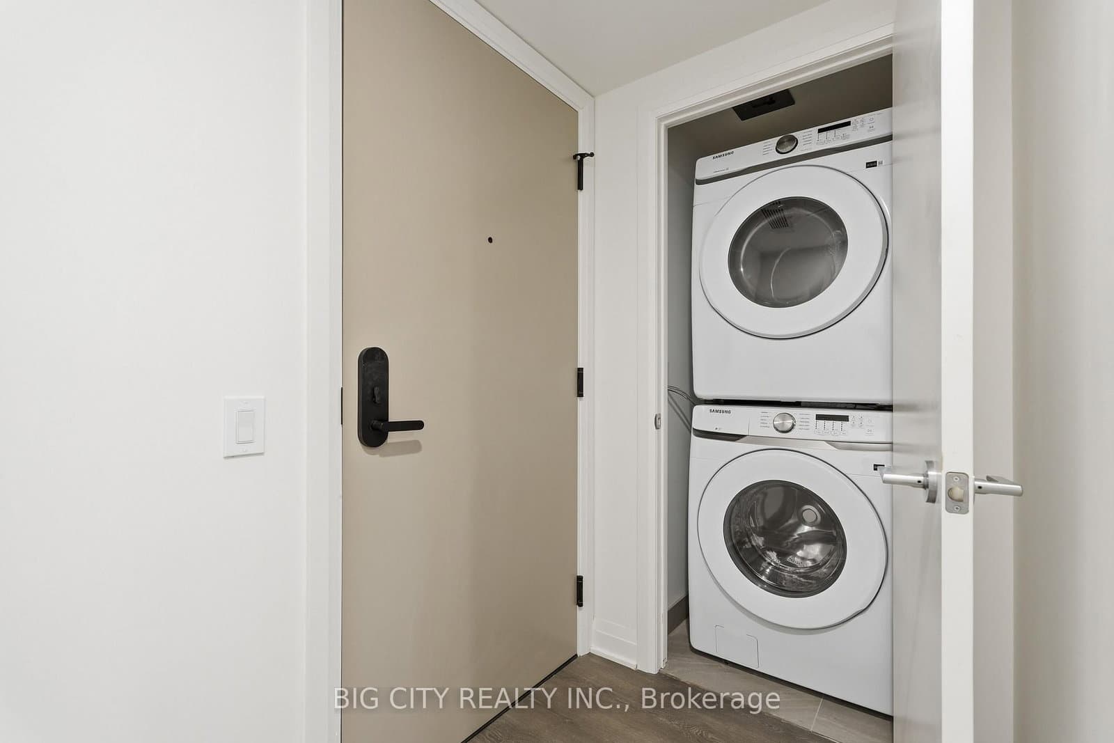 25 Frederick Todd Way, Unit 710 thumbnail 18