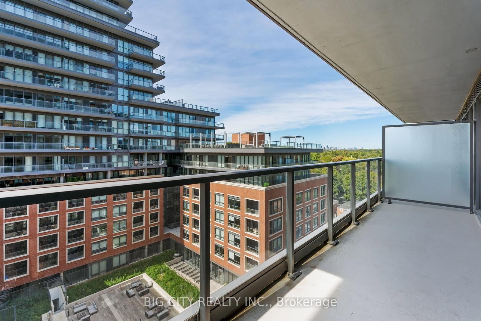 36 Brentcliffe Road, Unit 902 thumbnail 16