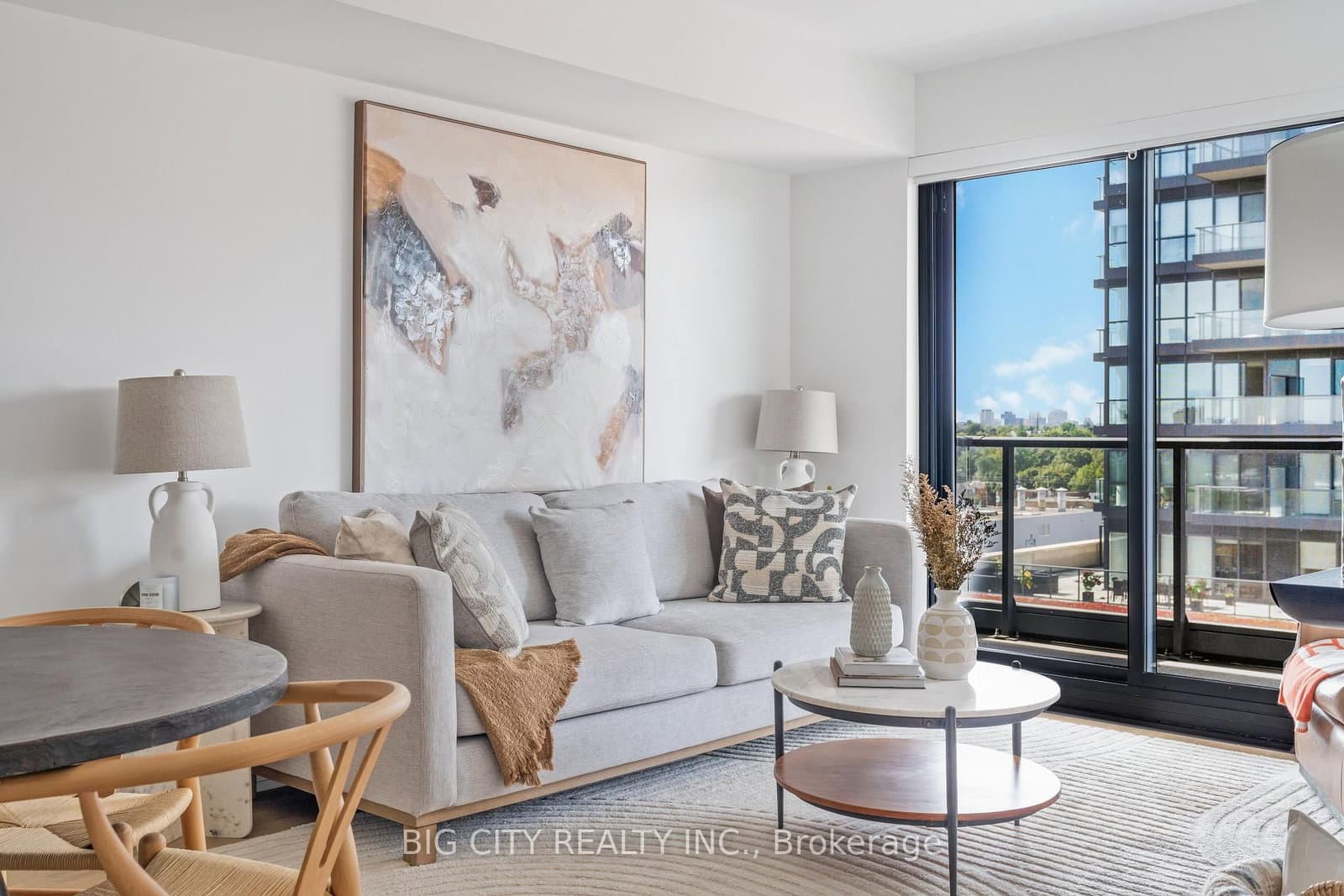 36 Brentcliffe Road, Unit 902 thumbnail 9