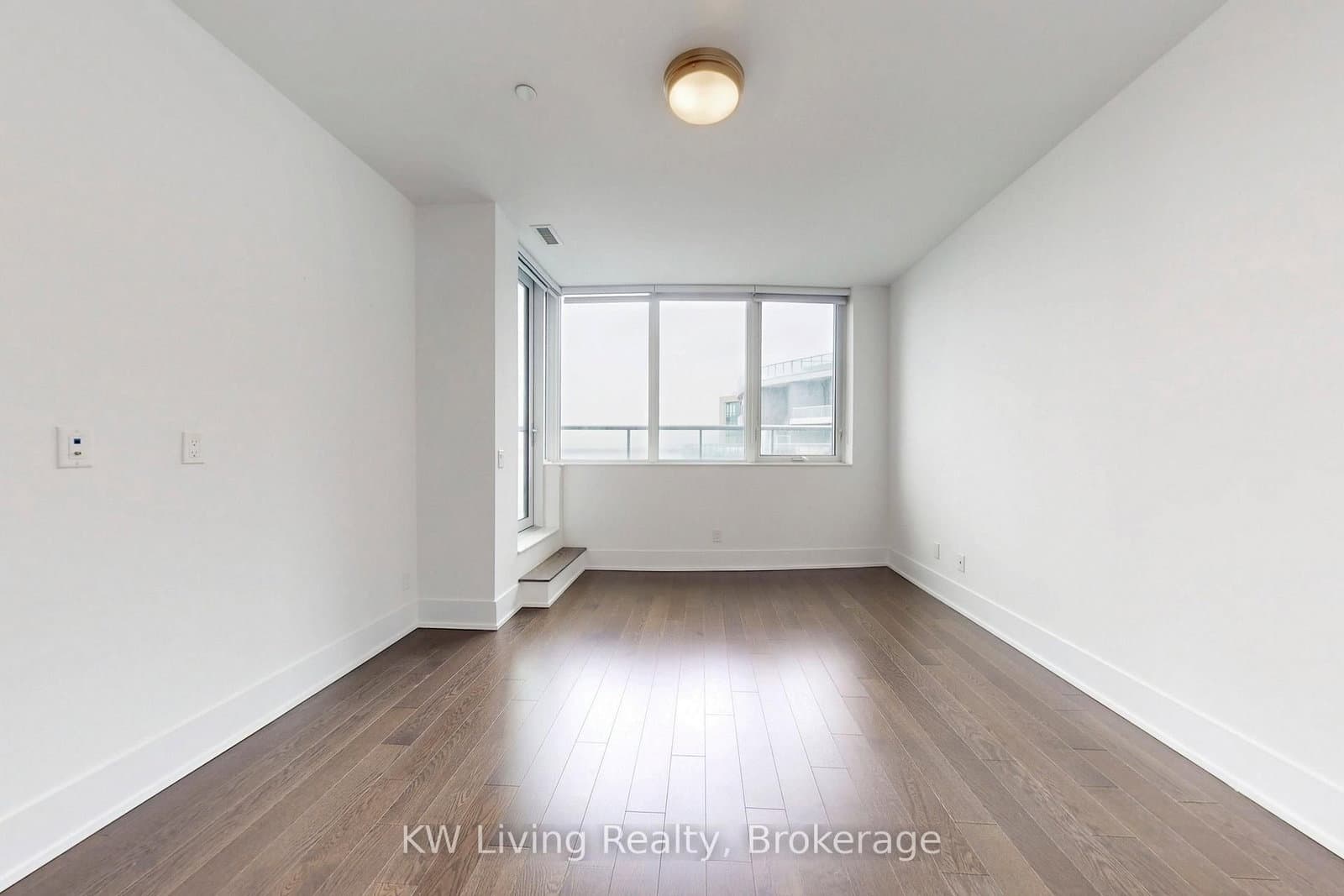 1 Edgewater Drive, Unit GPH 12 thumbnail 27