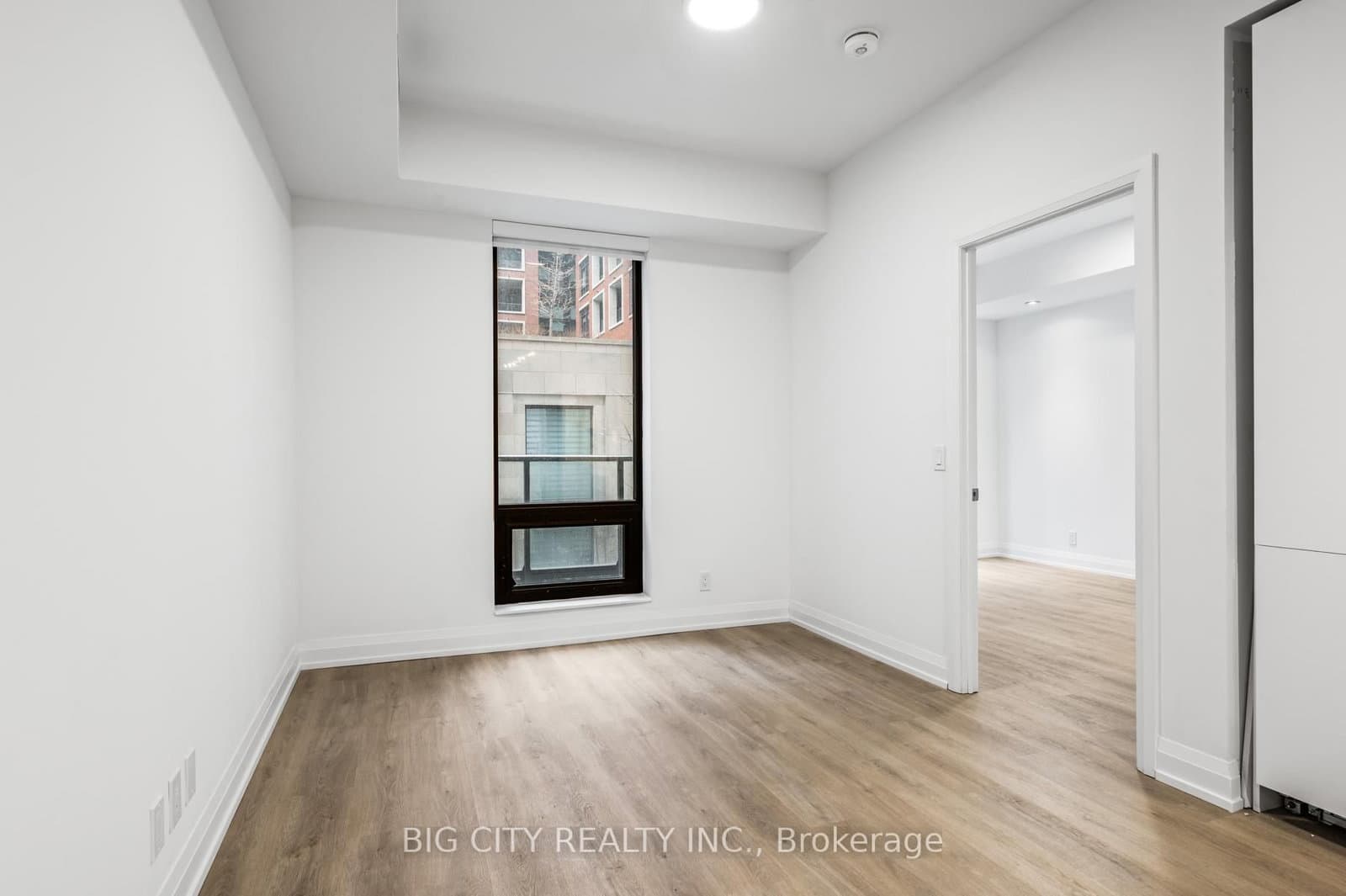 36 Brentcliffe Road, Unit M04 thumbnail 13