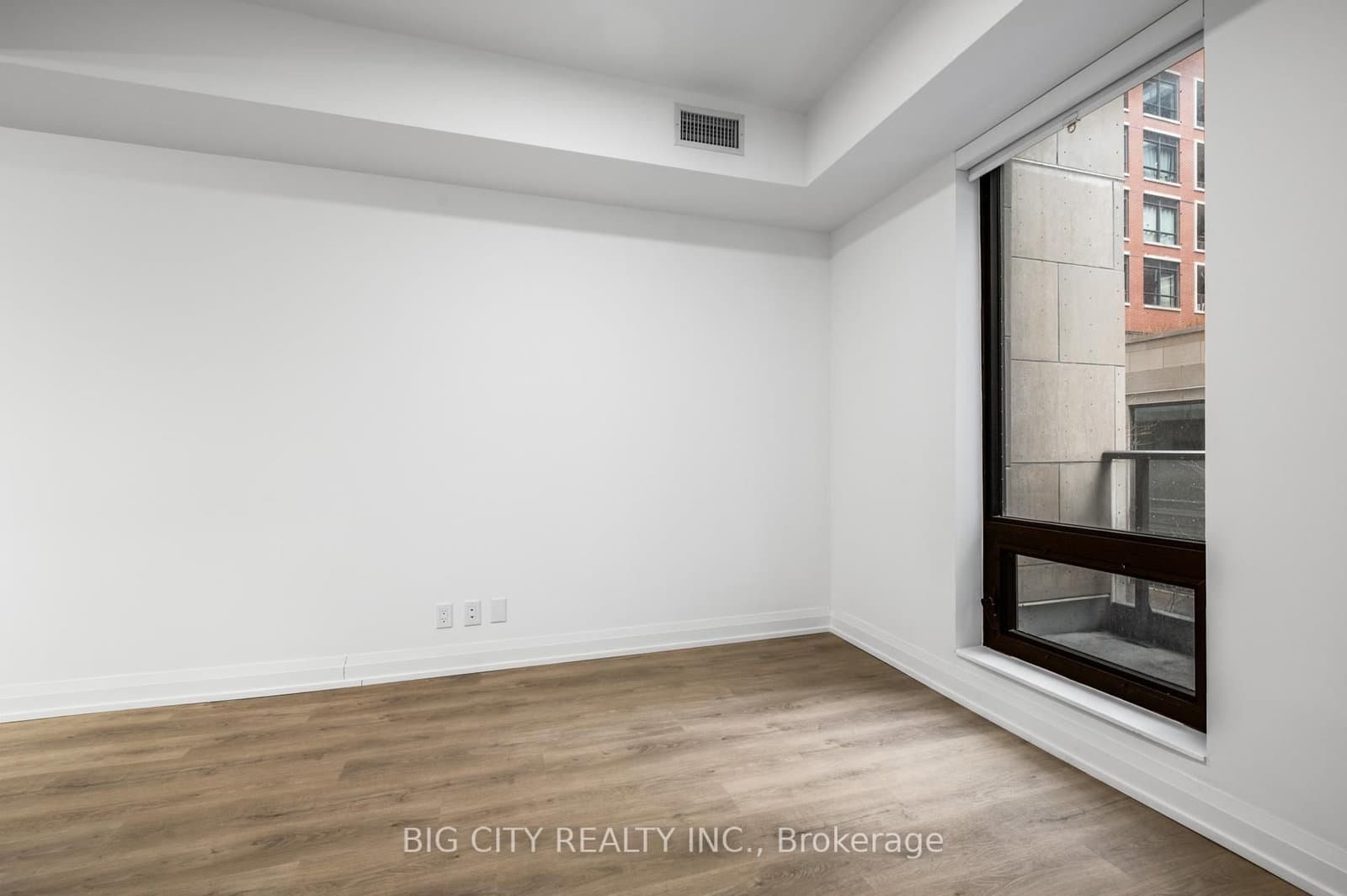 36 Brentcliffe Road, Unit M04 thumbnail 14
