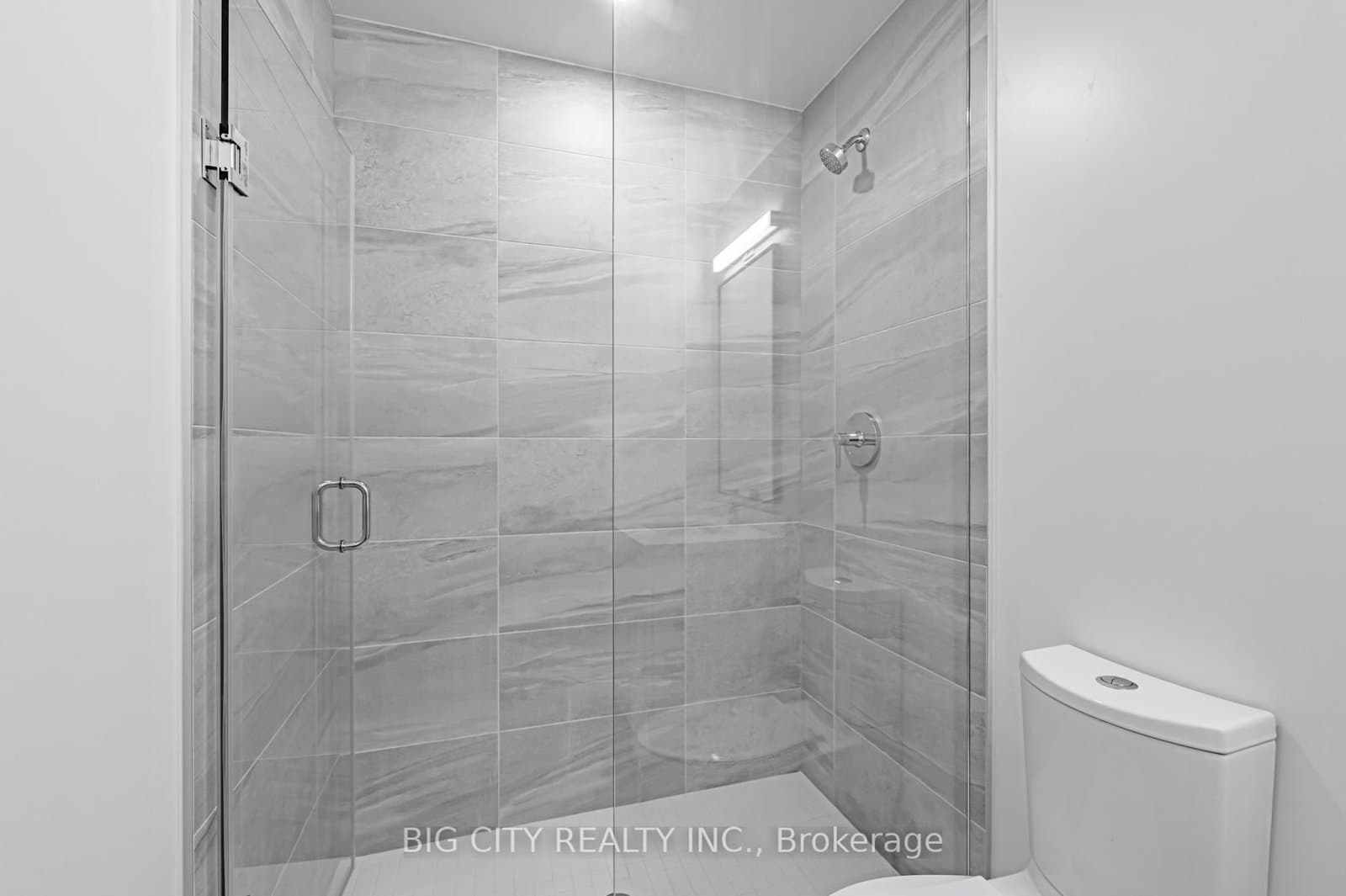 36 Brentcliffe Road, Unit M04 thumbnail 18