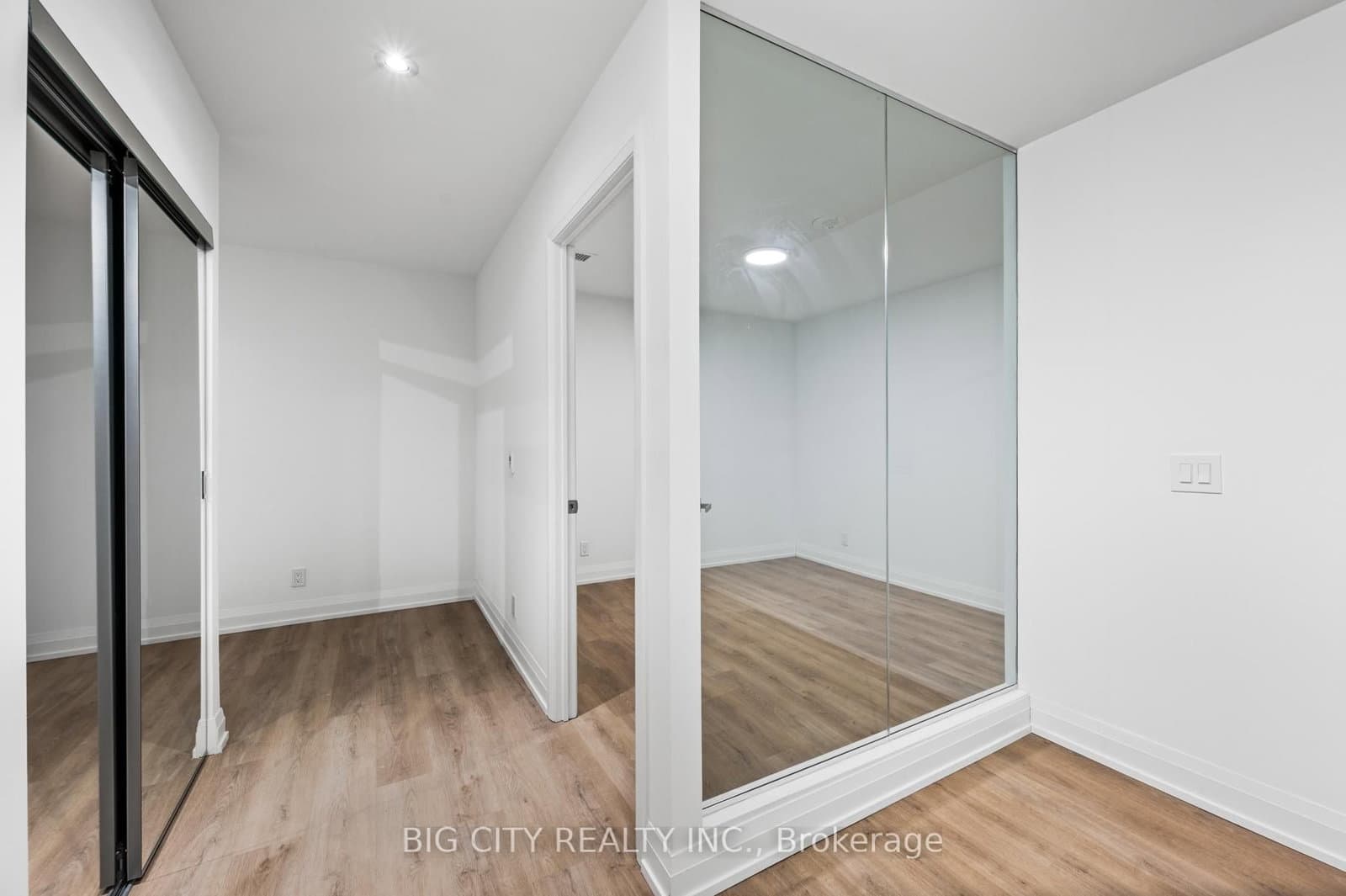 36 Brentcliffe Road, Unit M04 thumbnail 19
