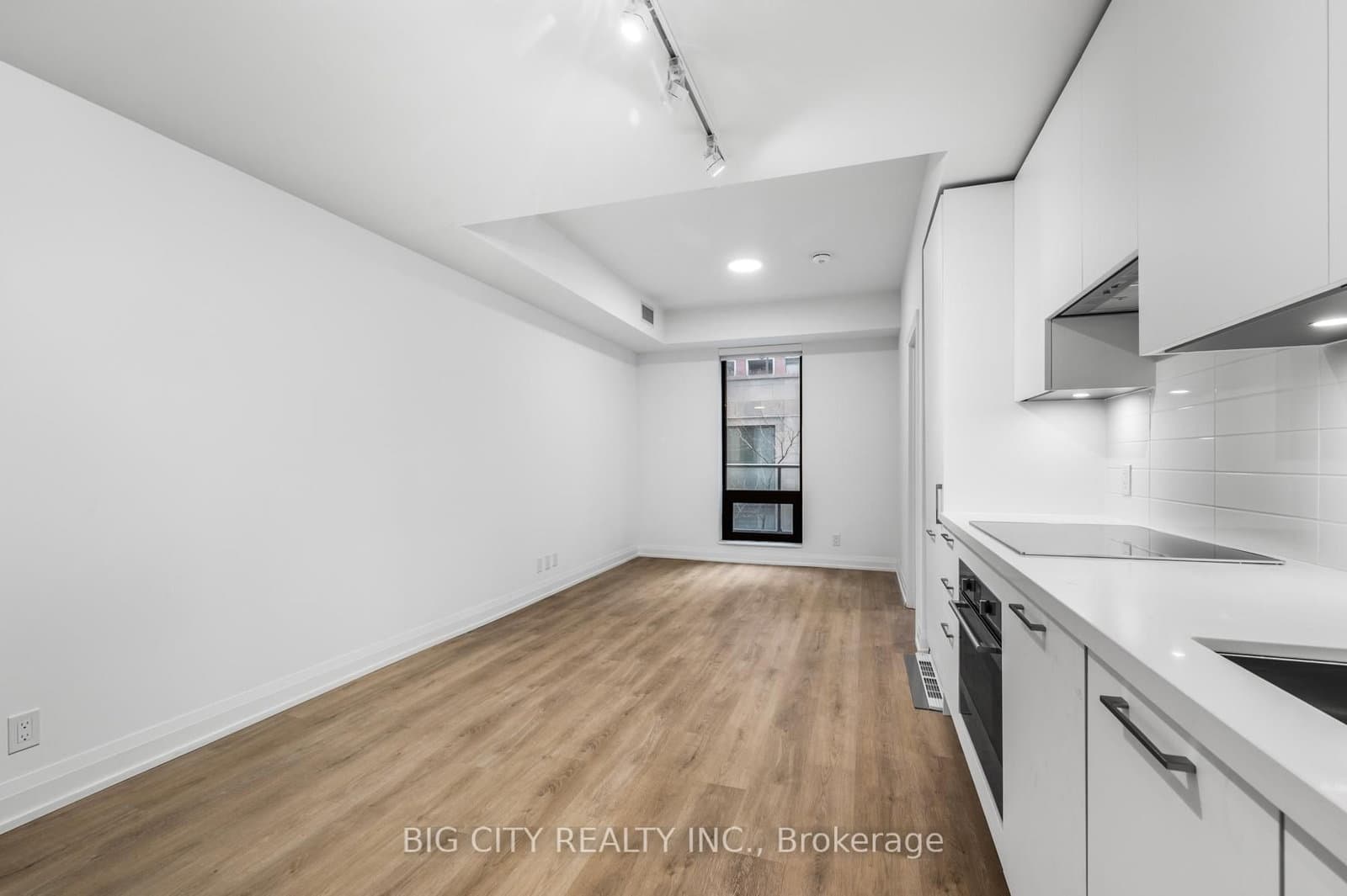 36 Brentcliffe Road, Unit M04 thumbnail 6