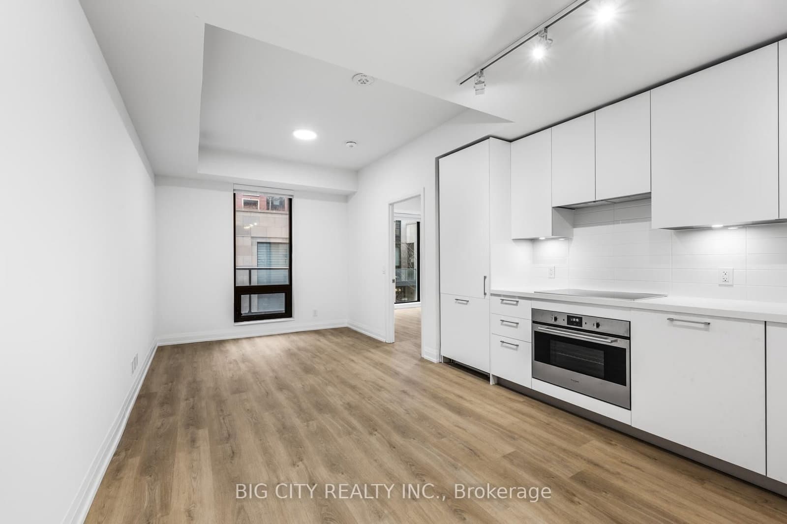 36 Brentcliffe Road, Unit M04 thumbnail 7
