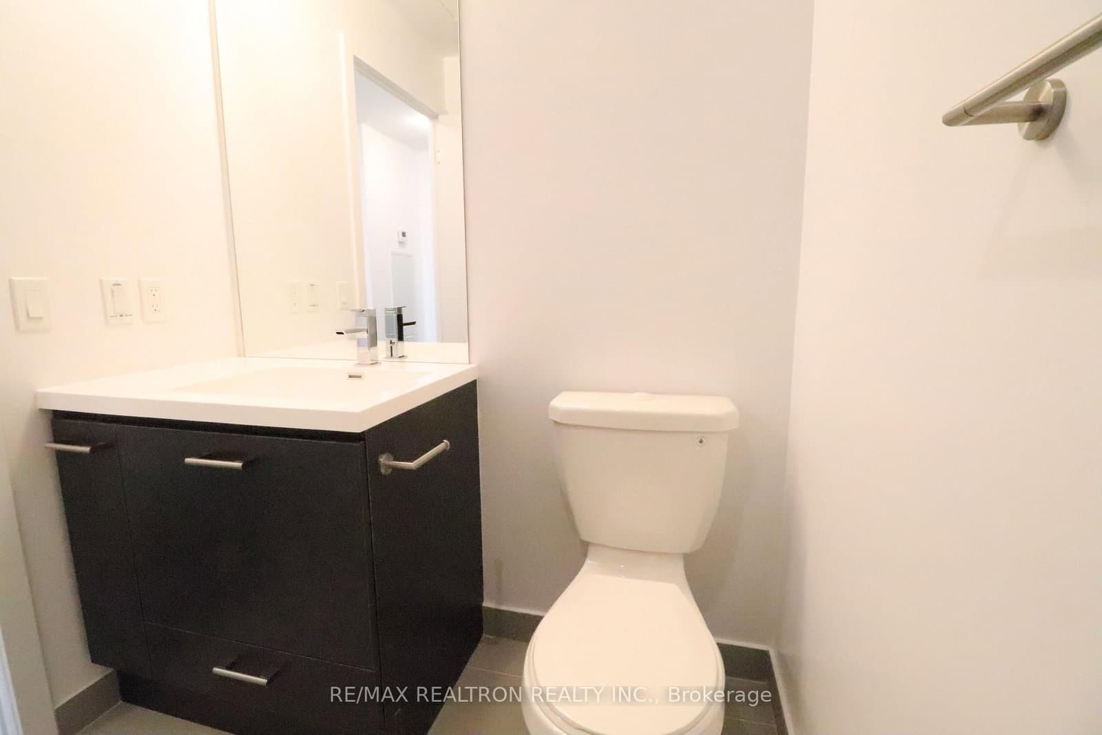 87 Peter Street, Unit 4505 thumbnail 14
