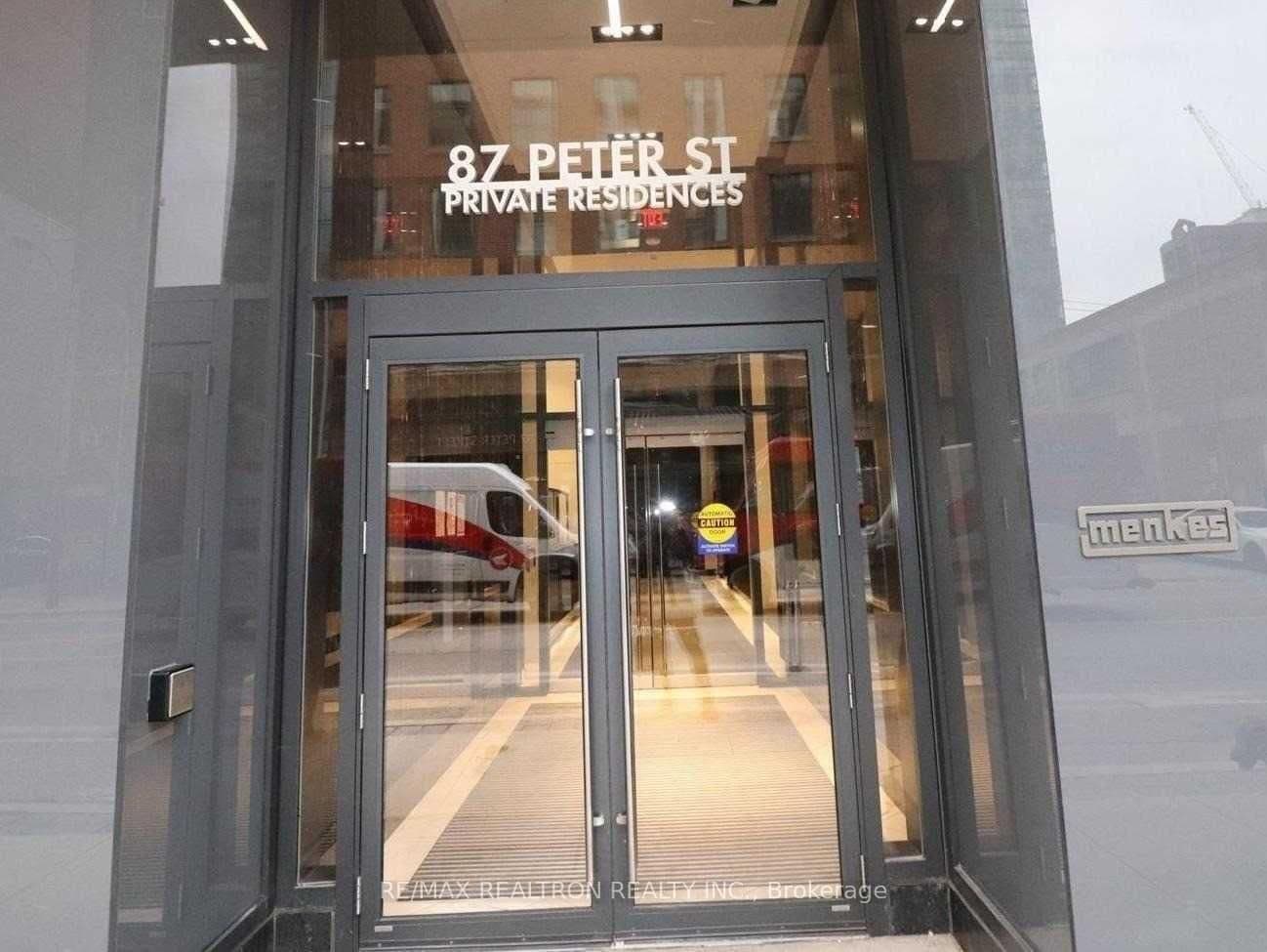 87 Peter Street, Unit 4505 thumbnail 3