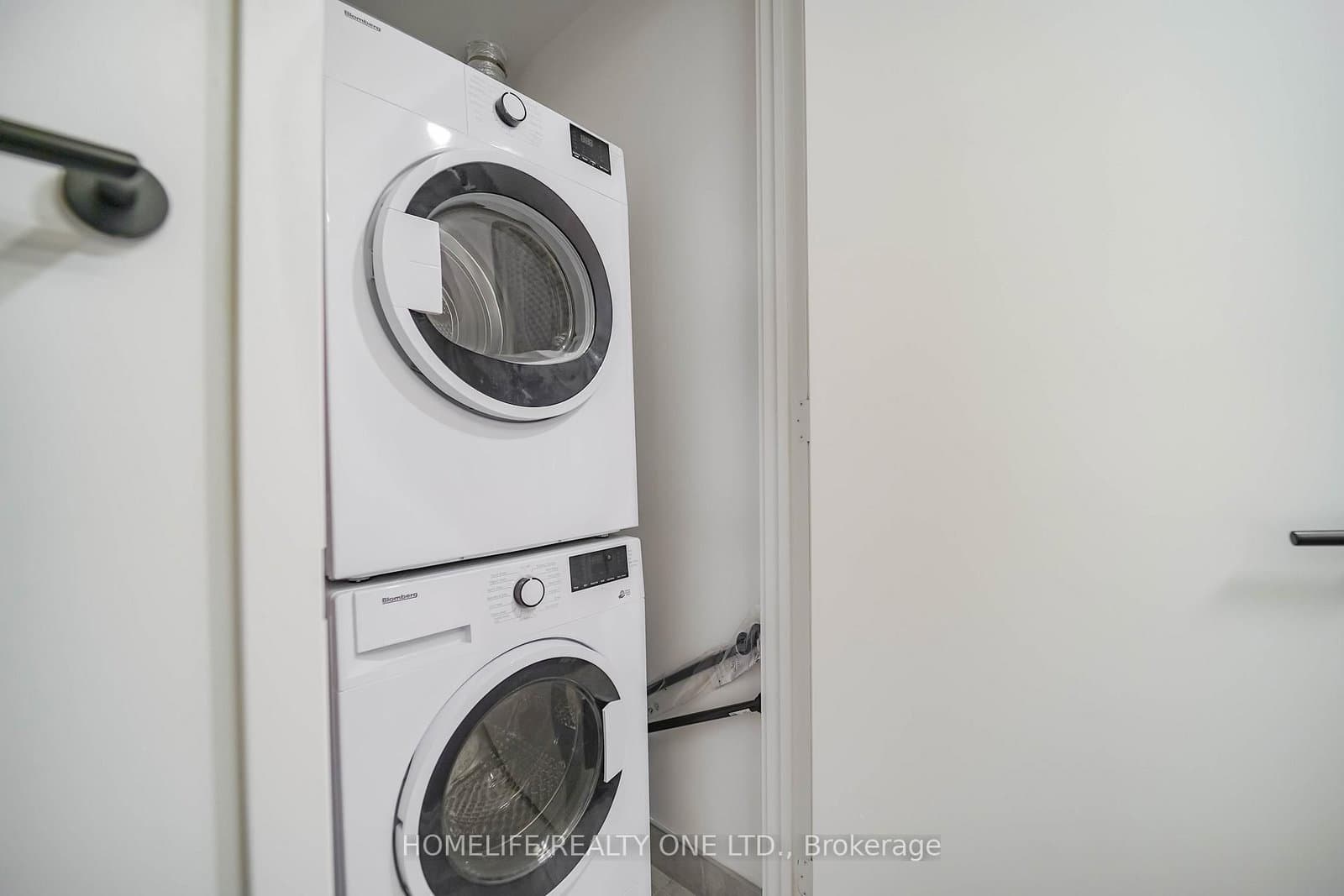 108 Peter Street, Unit 4803 thumbnail 36