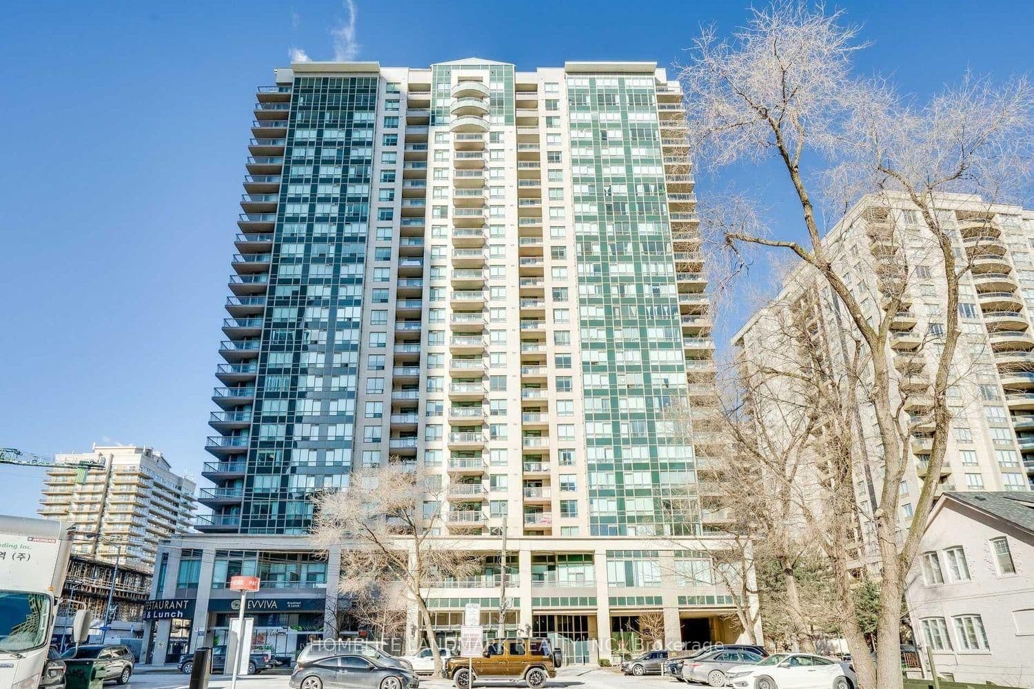18 Parkview Avenue, Unit 2112 - Image 1