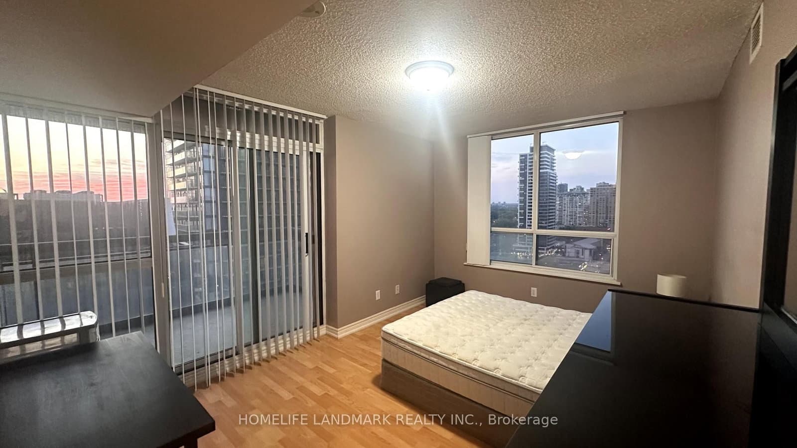 18 Parkview Avenue, Unit 2112 thumbnail 13