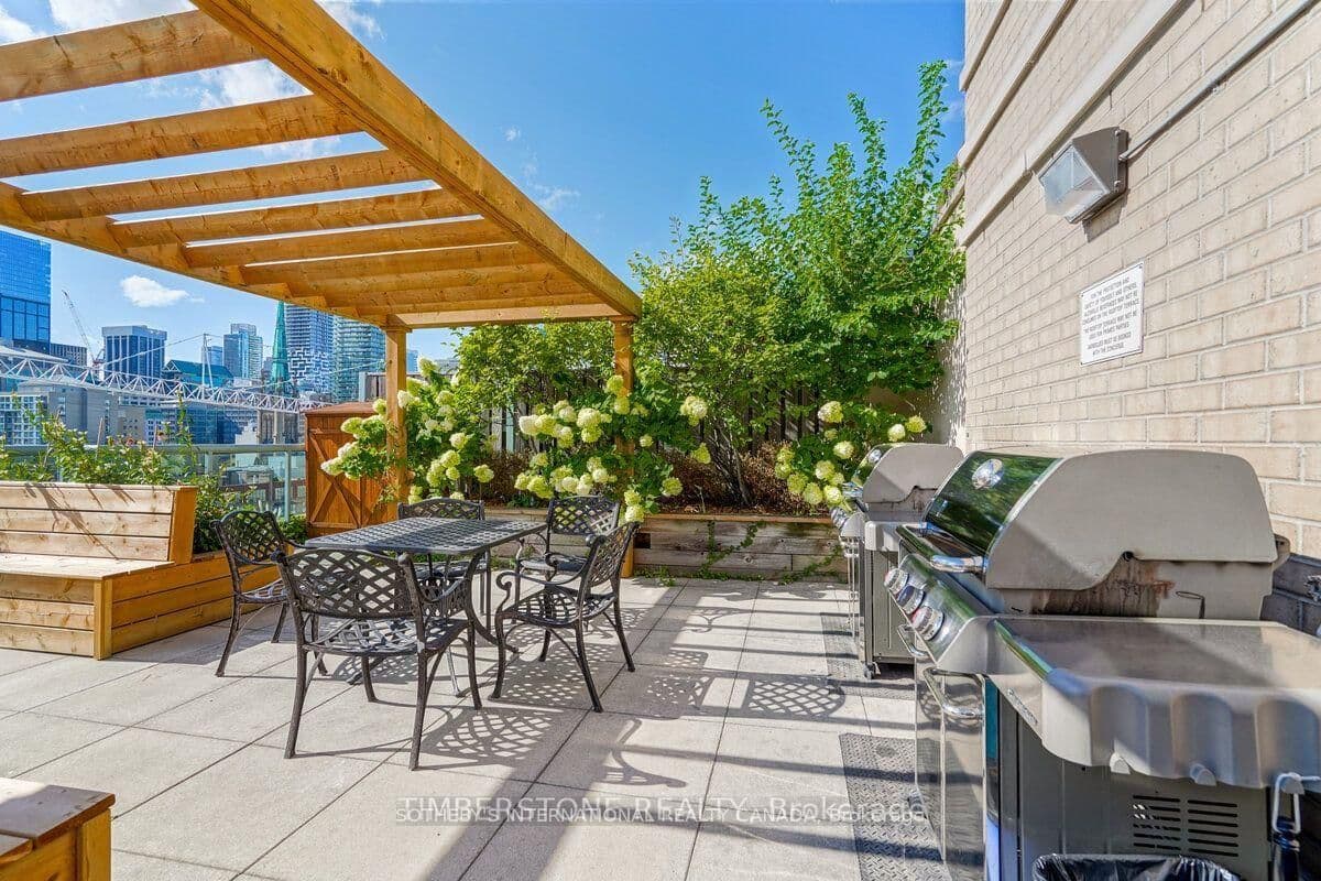 109 Front Street E, Unit 501 thumbnail 37