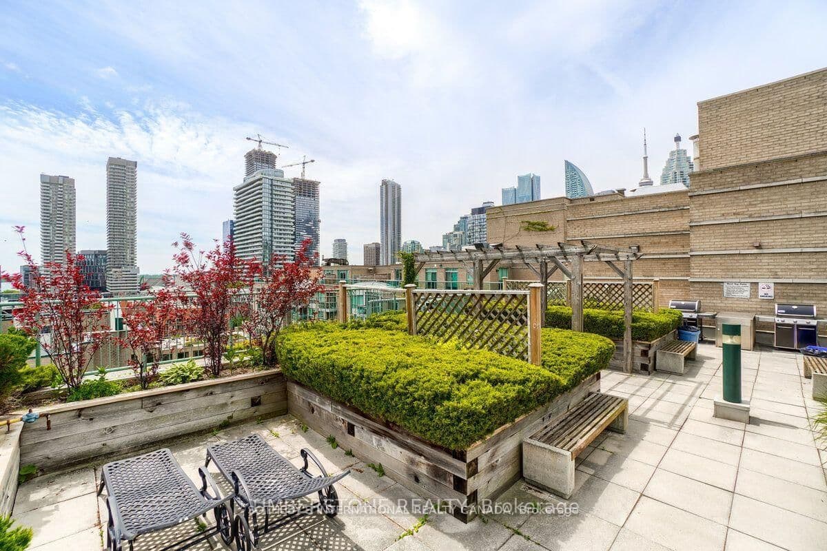 109 Front Street E, Unit 501 thumbnail 42