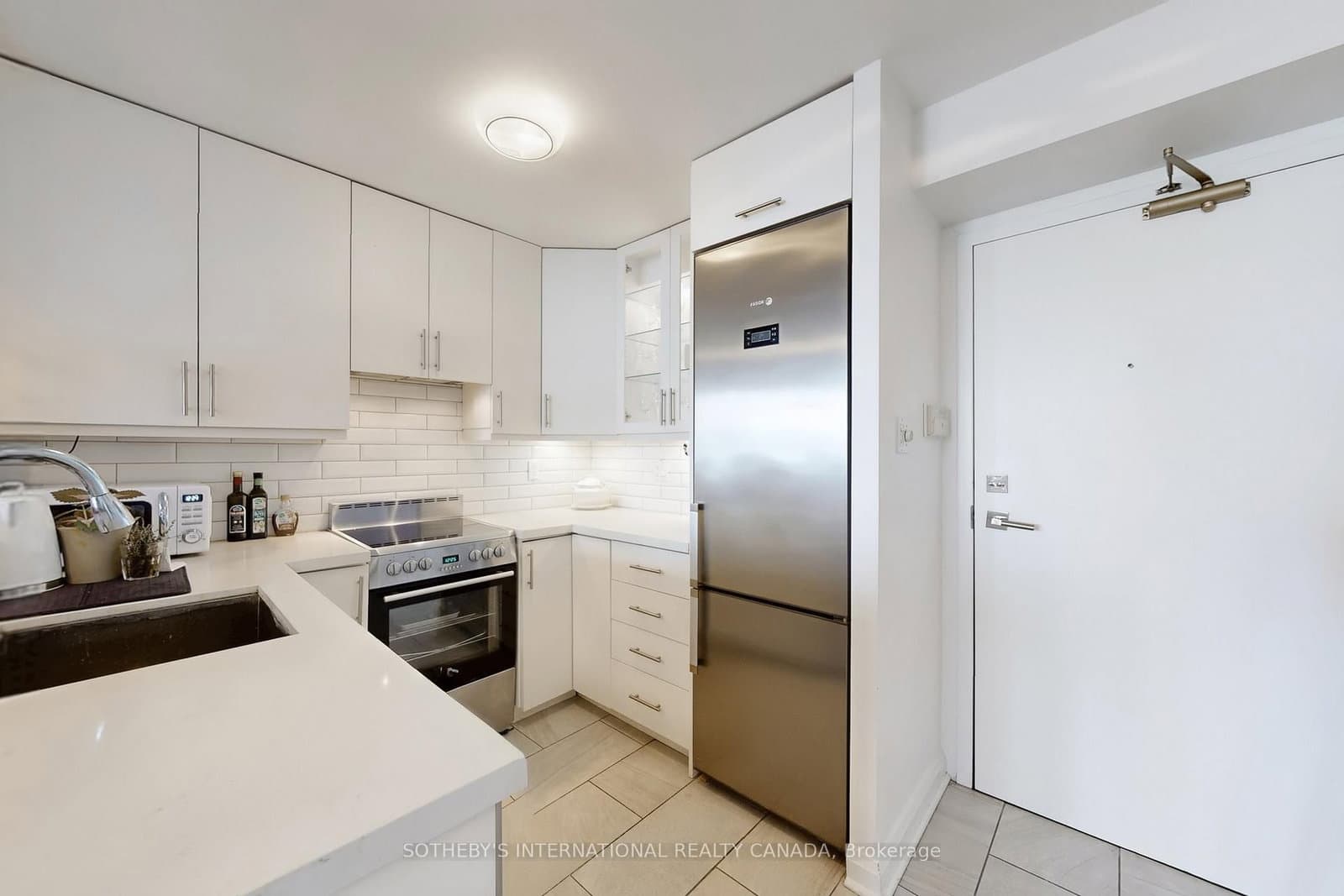 109 Front Street E, Unit 501 thumbnail 9