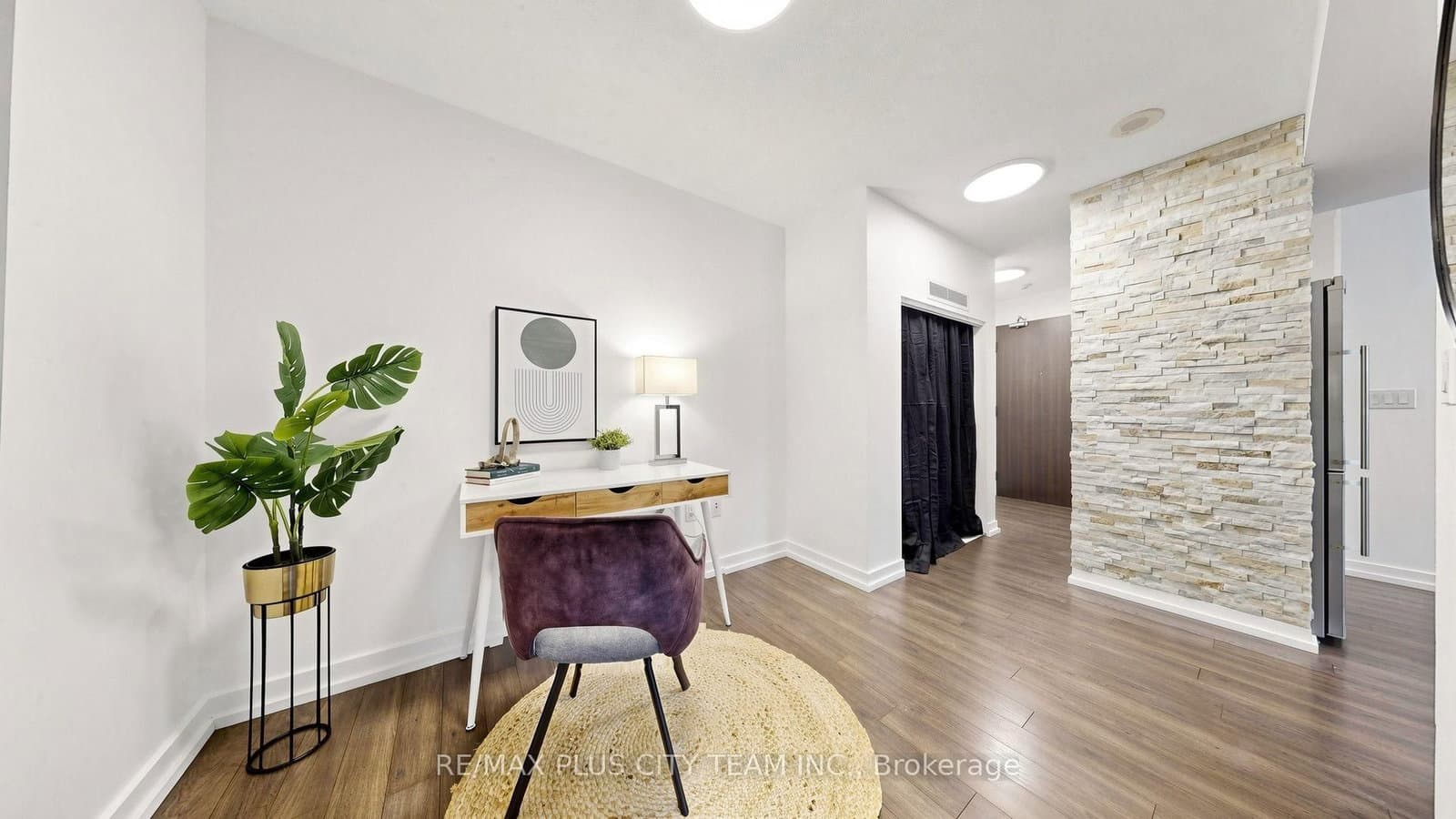 38 Dan Leckie Way, Unit 1103 thumbnail 18