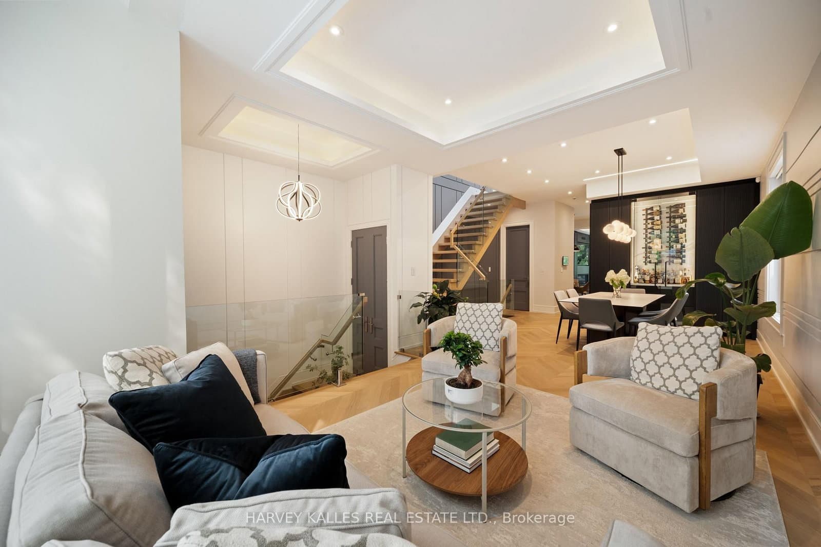 84 Florence Avenue thumbnail 7