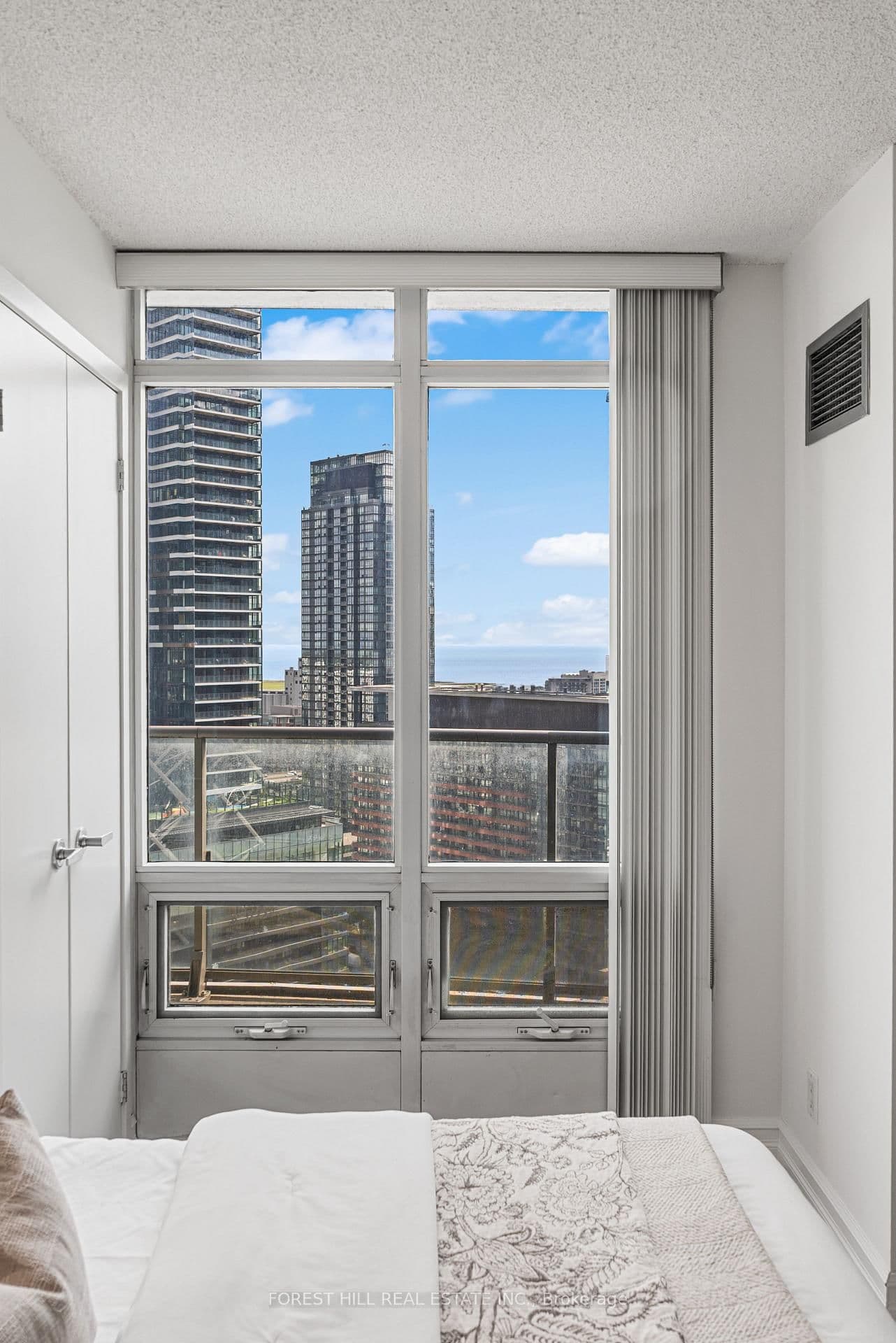 373 Front Street W, Unit 3003 thumbnail 18