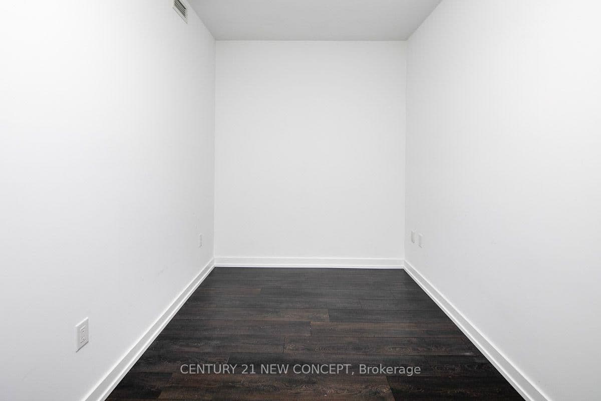 426 University Avenue, Unit 2201 thumbnail 11