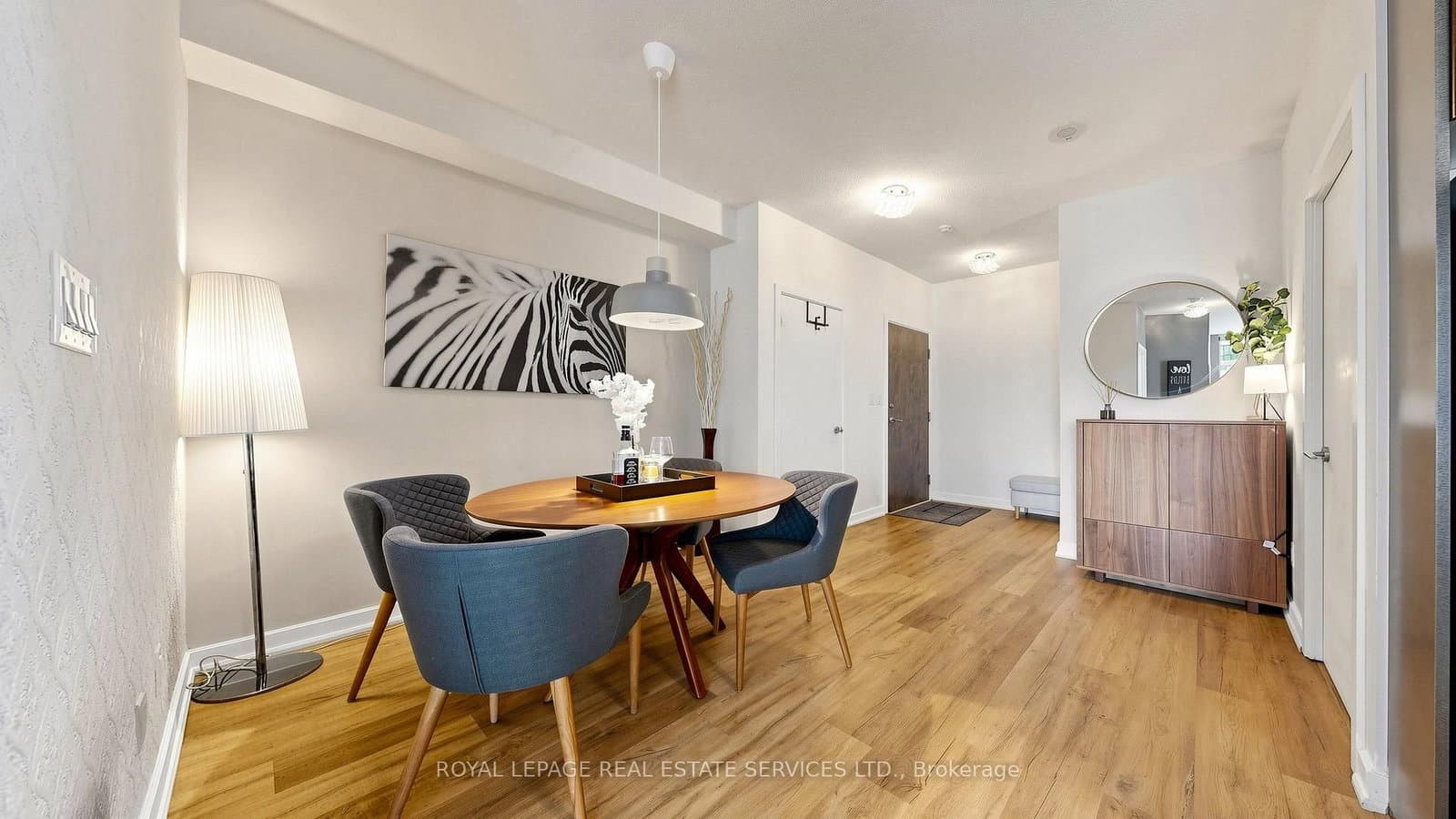 33 Bay Street, Unit 2212 thumbnail 23