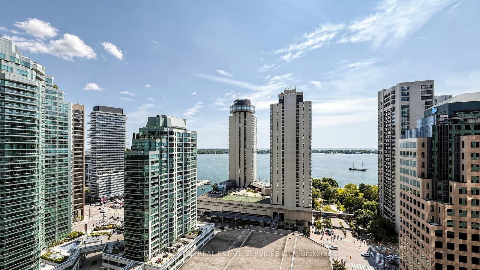 33 Bay Street, Unit 2212 thumbnail 32