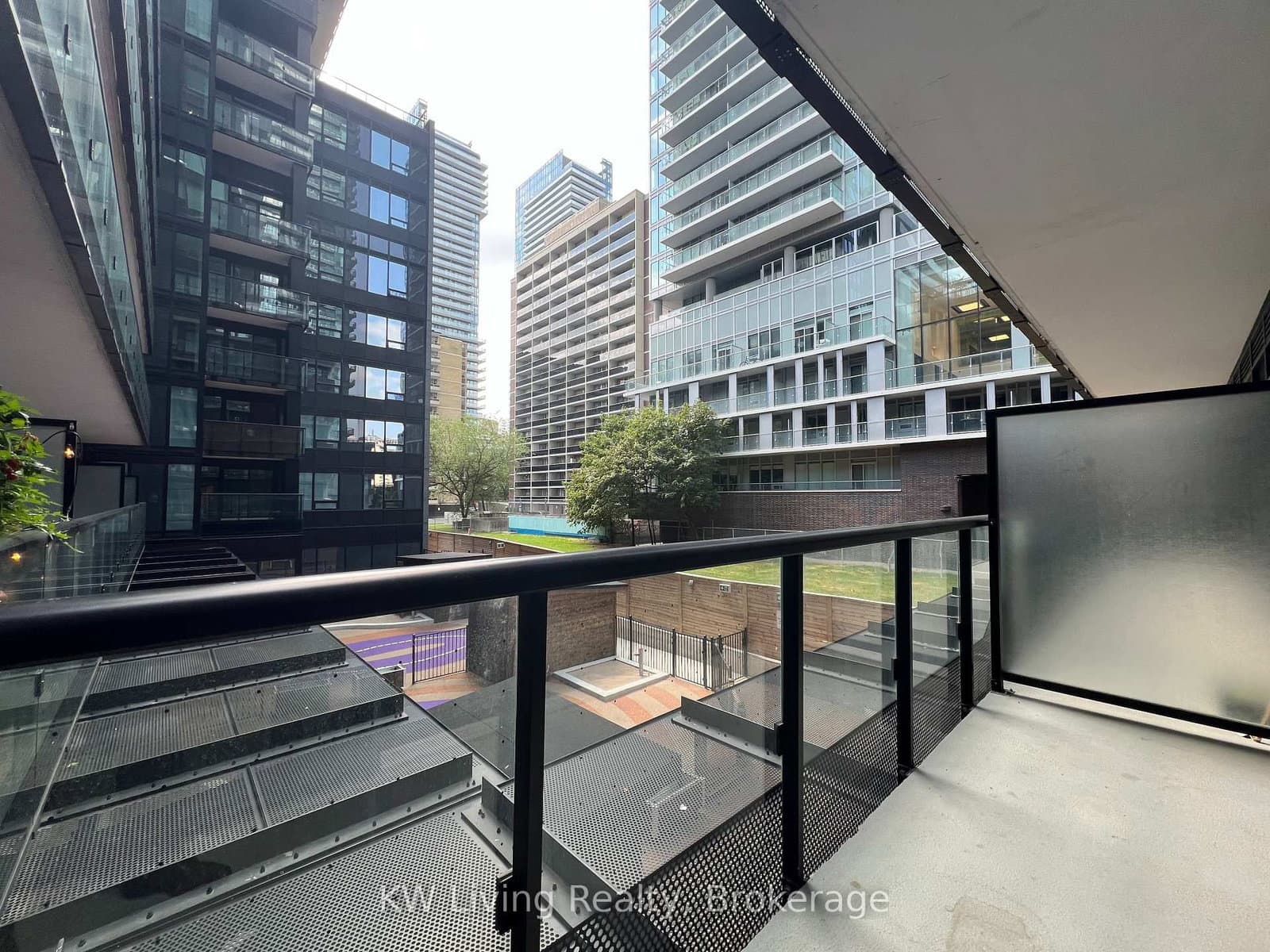 117 Broadway Avenue, Unit 201 thumbnail 21