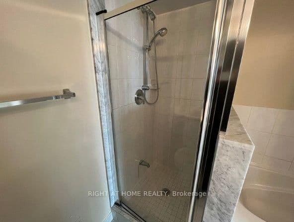 30 Harrison Garden Boulevard, Unit 503 thumbnail 14