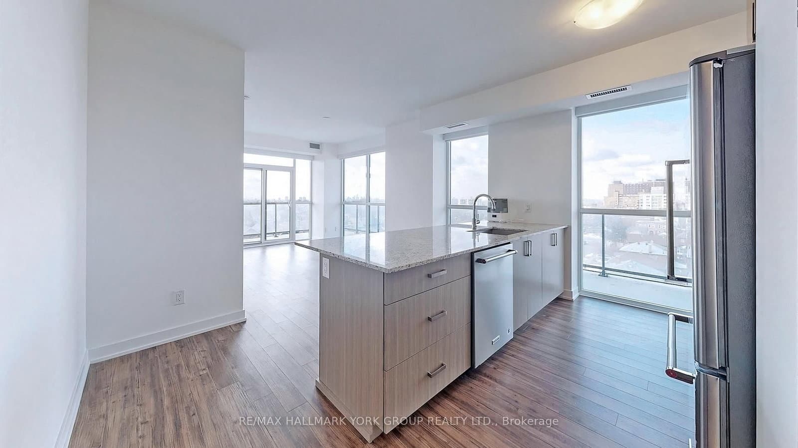 1603 Eglinton Avenue W, Unit 705 thumbnail 10