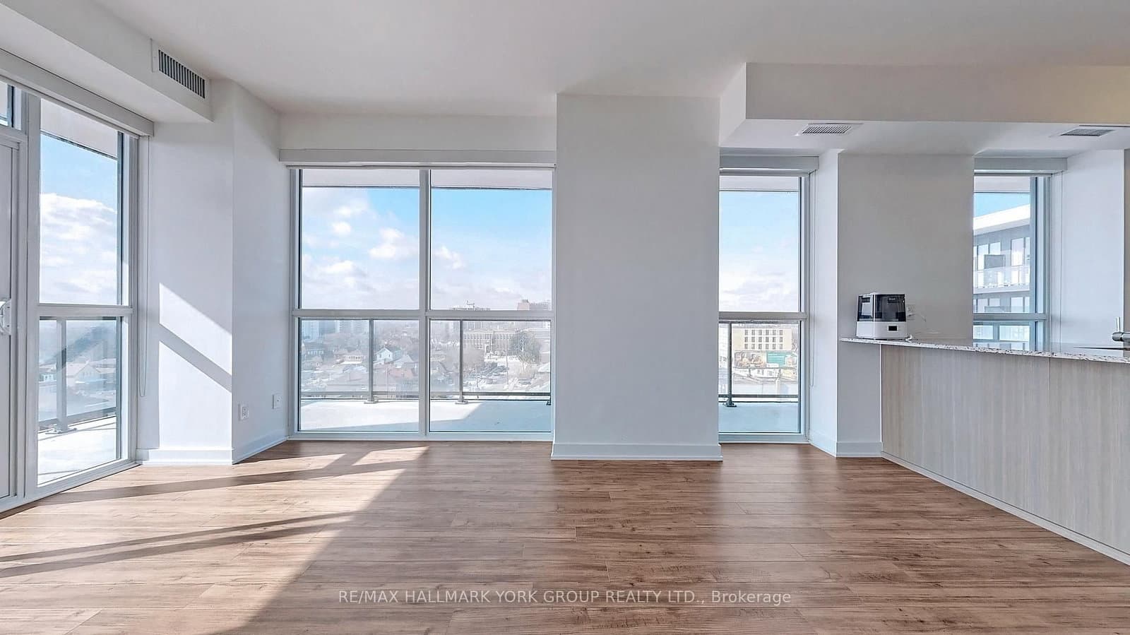 1603 Eglinton Avenue W, Unit 705 thumbnail 11