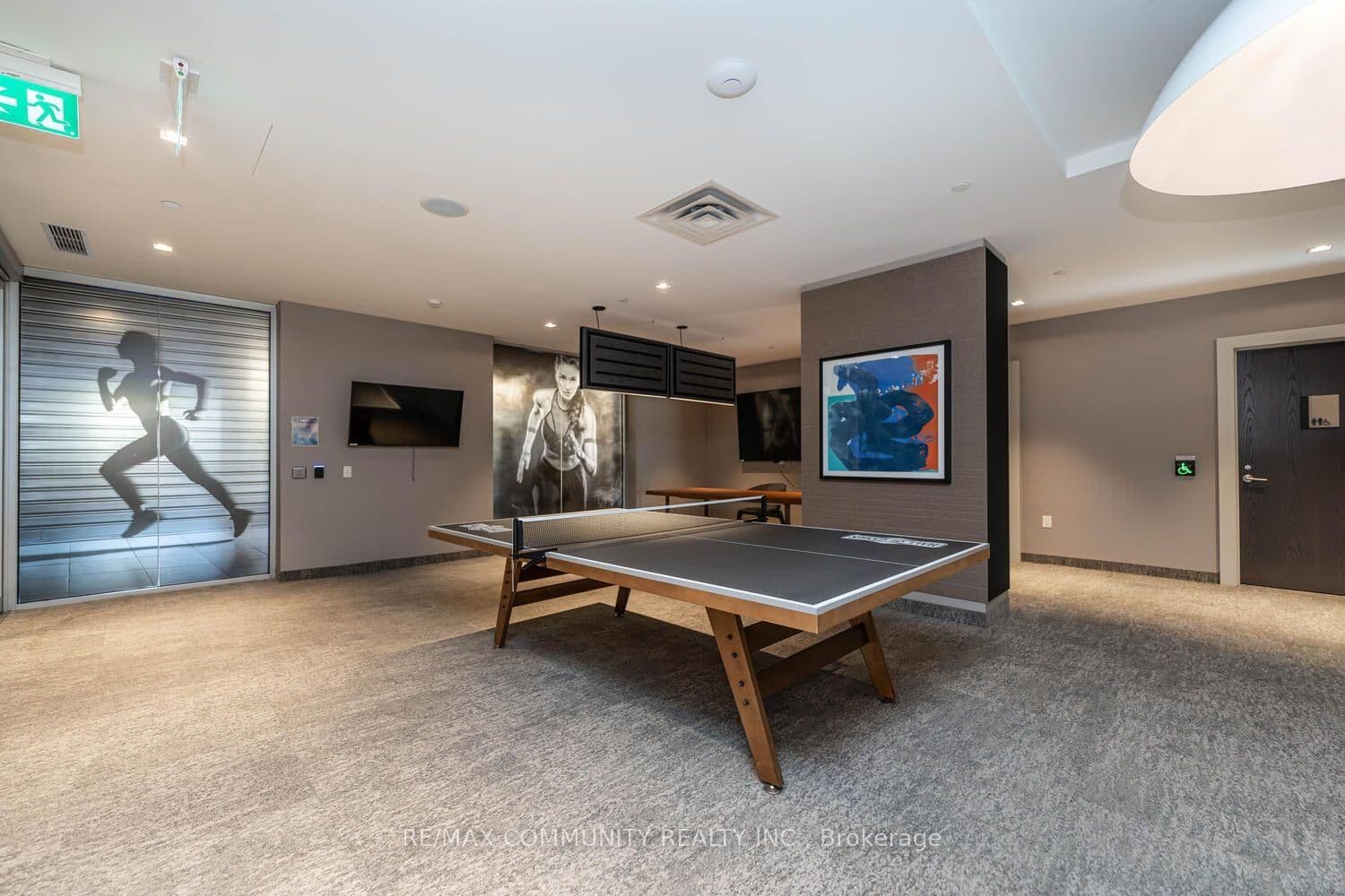 219 Dundas Street E, Unit 501 thumbnail 22