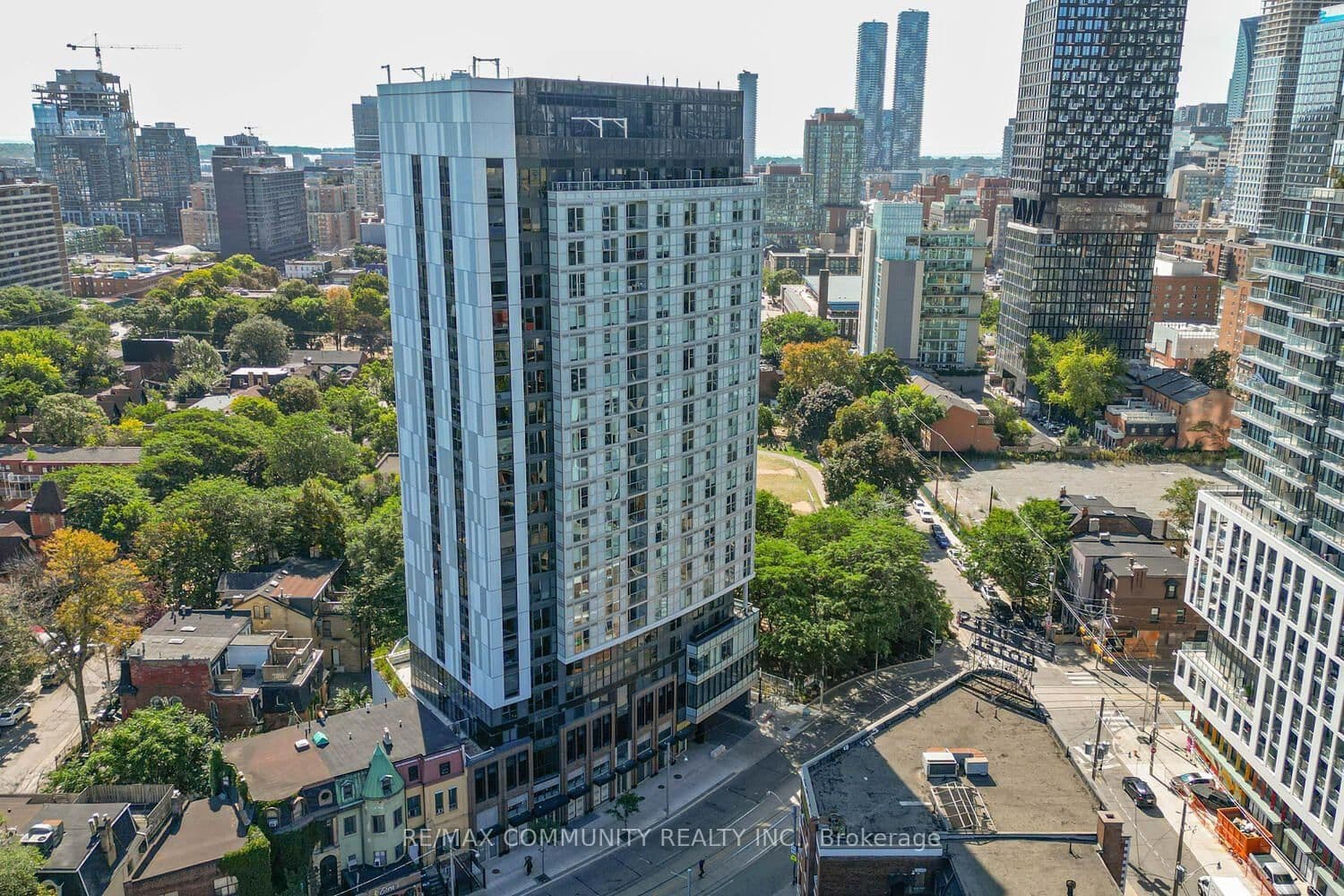 219 Dundas Street E, Unit 501 thumbnail 26