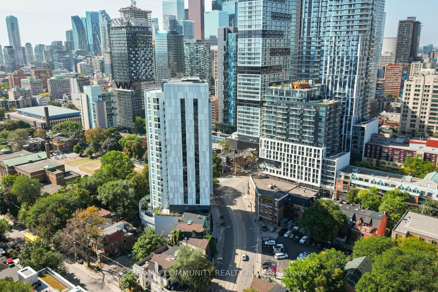 219 Dundas Street E, Unit 501 thumbnail 27