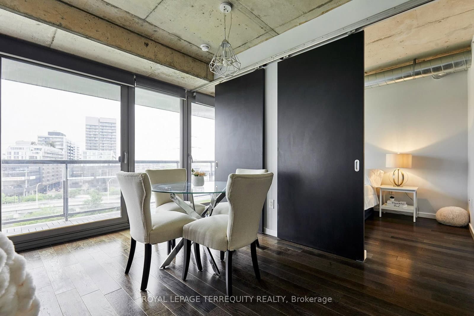 32 Trolley Crescent, Unit 702 thumbnail 5